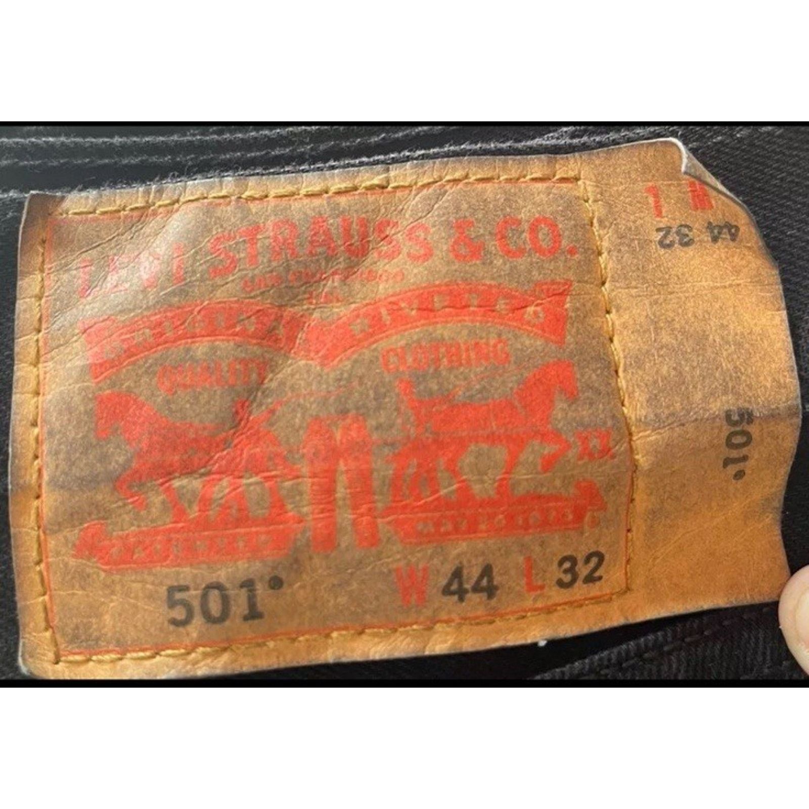 Levi's 2012 New Men's 44x32 Levi's 501 Button Fly Black Jeans Read Size US 44 / EU 60 - 11 Thumbnail