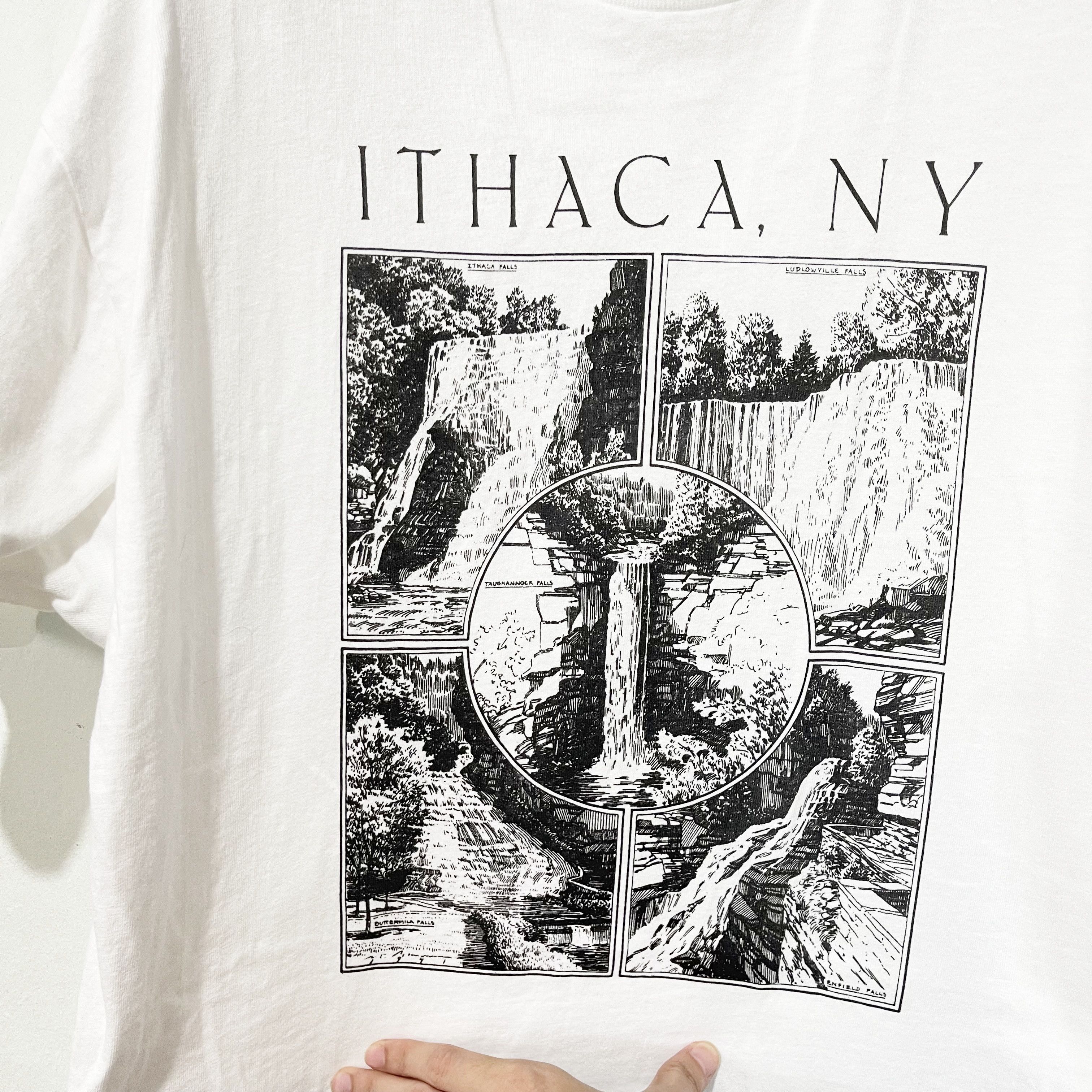 Vintage Vintage 90s Ithaca NY Waterfall T-Shirt Size US L / EU 52-54 / 3 - 2 Thumbnail