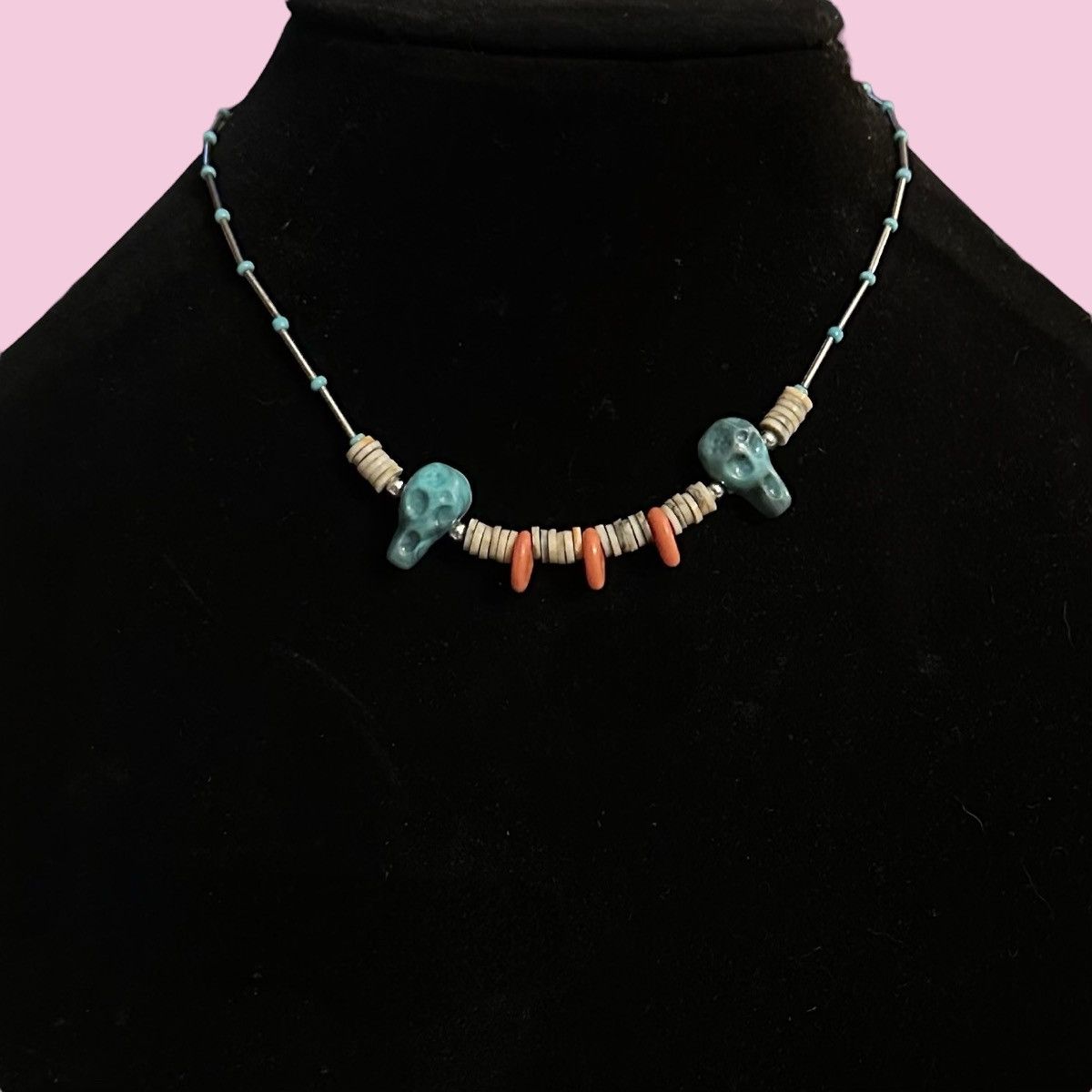 Vintage Vintage silver tone tribal skull shell bead necklace Size ONE SIZE - 1 Thumbnail