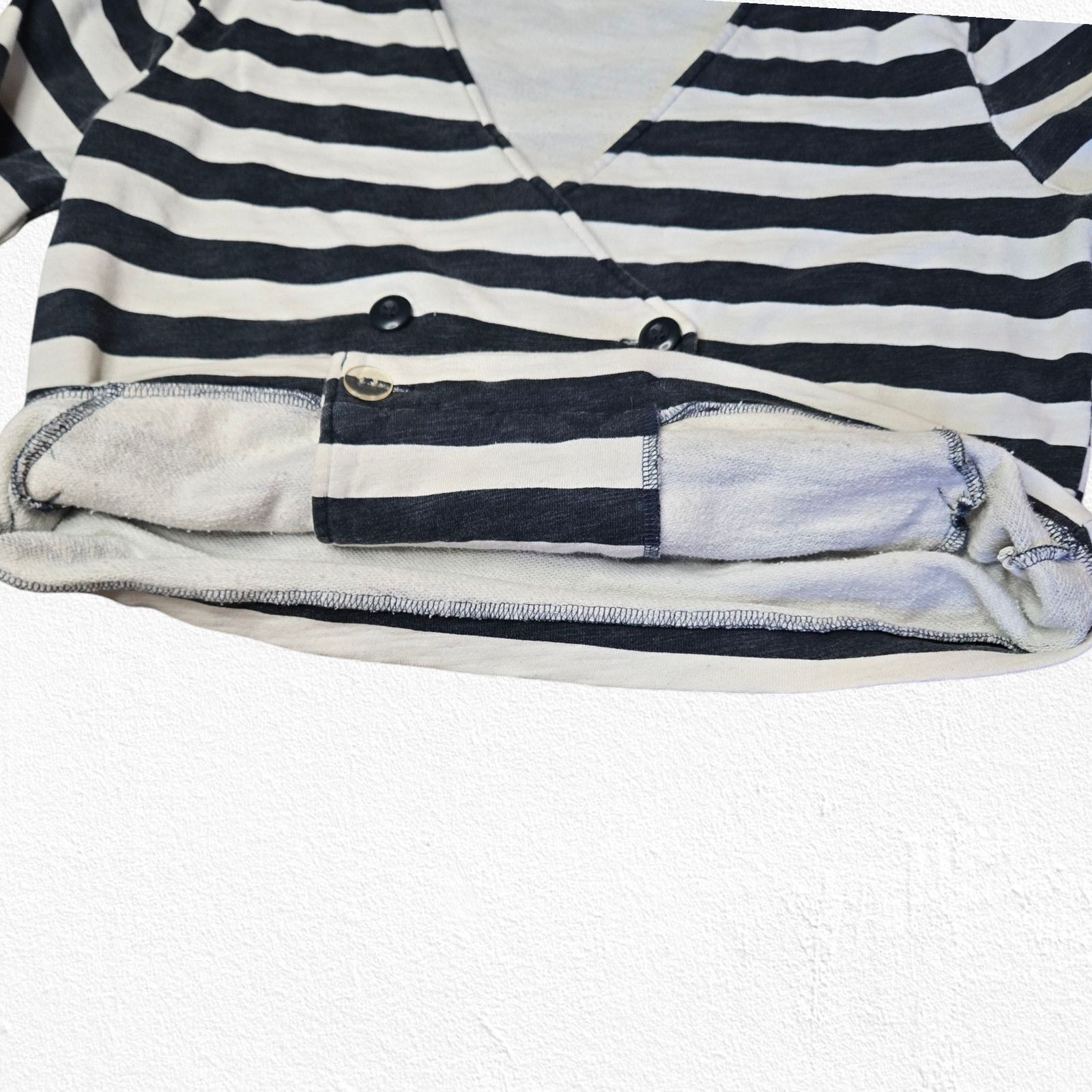Bdg BDG Navy White Striped Wrap Cropped Sweater Size Medium Size M / US 6-8 / IT 42-44 - 8 Thumbnail