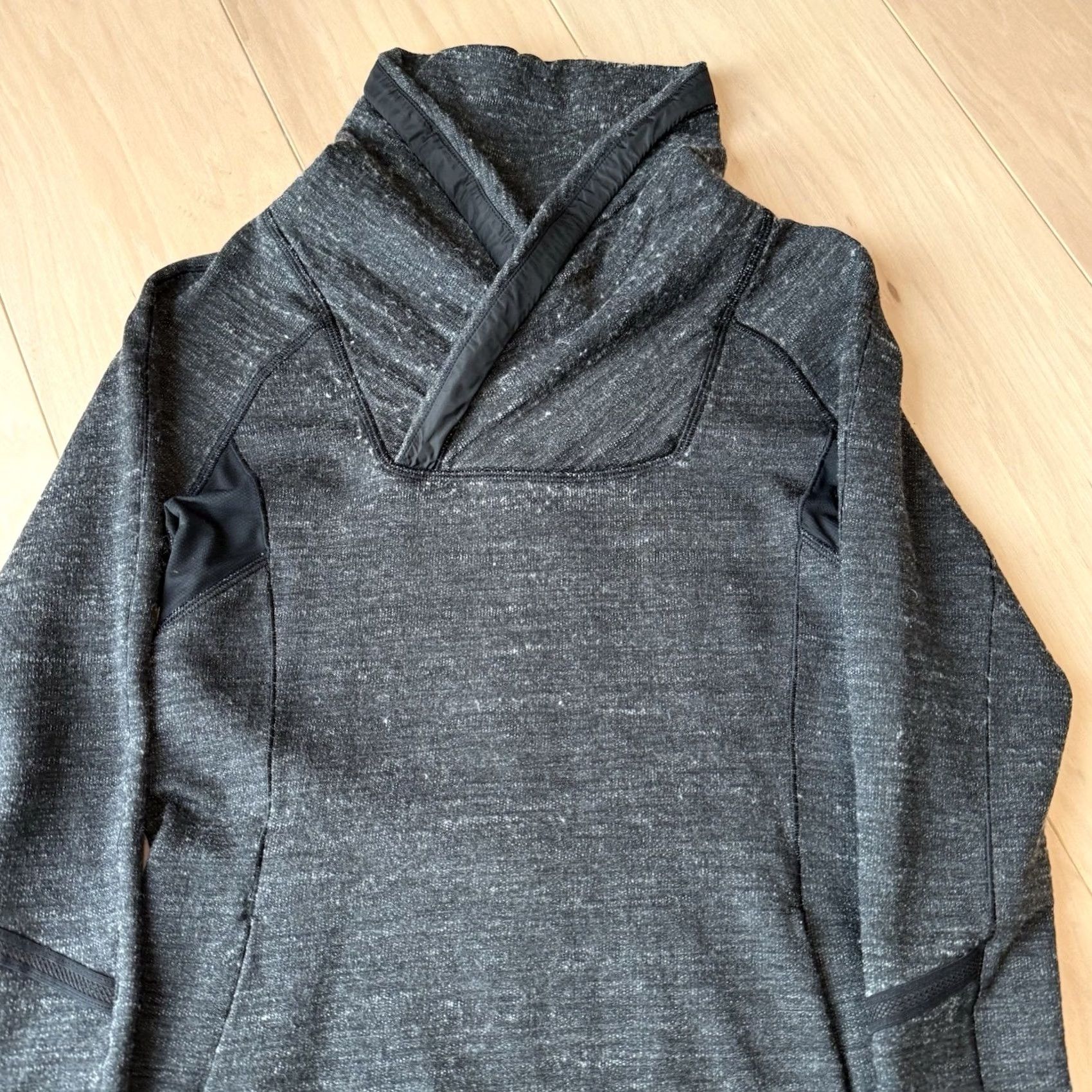 Lululemon Lululemon Hoodie 4 Dark Gray Cowl Neck Pullover Wool Blend Athleisure Yoga Hoodie Womens M Gray Size M / US 6-8 / IT 42-44 - 3 Thumbnail