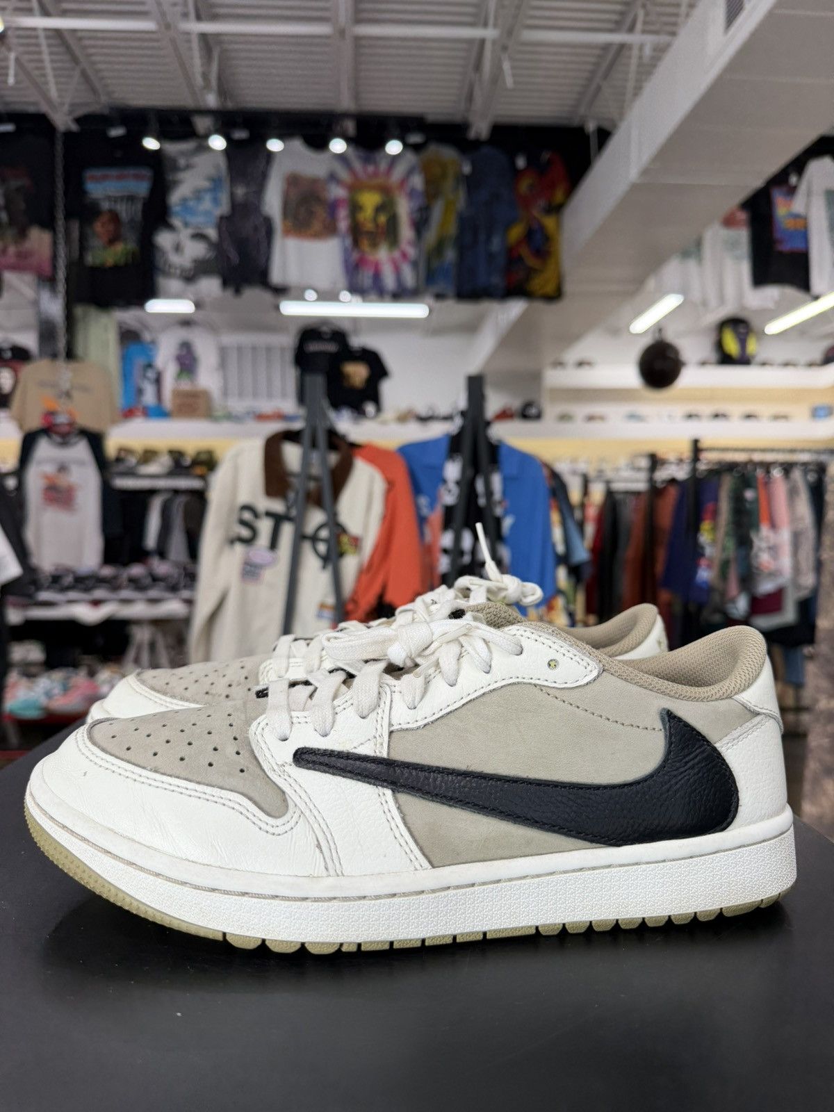 Jordan Brand × Travis Scott Jordan 1 Low Golf Travis Scott Neutral Olive Size 8.5 (2023) Size US 8.5 / EU 41-42 - 7 Thumbnail