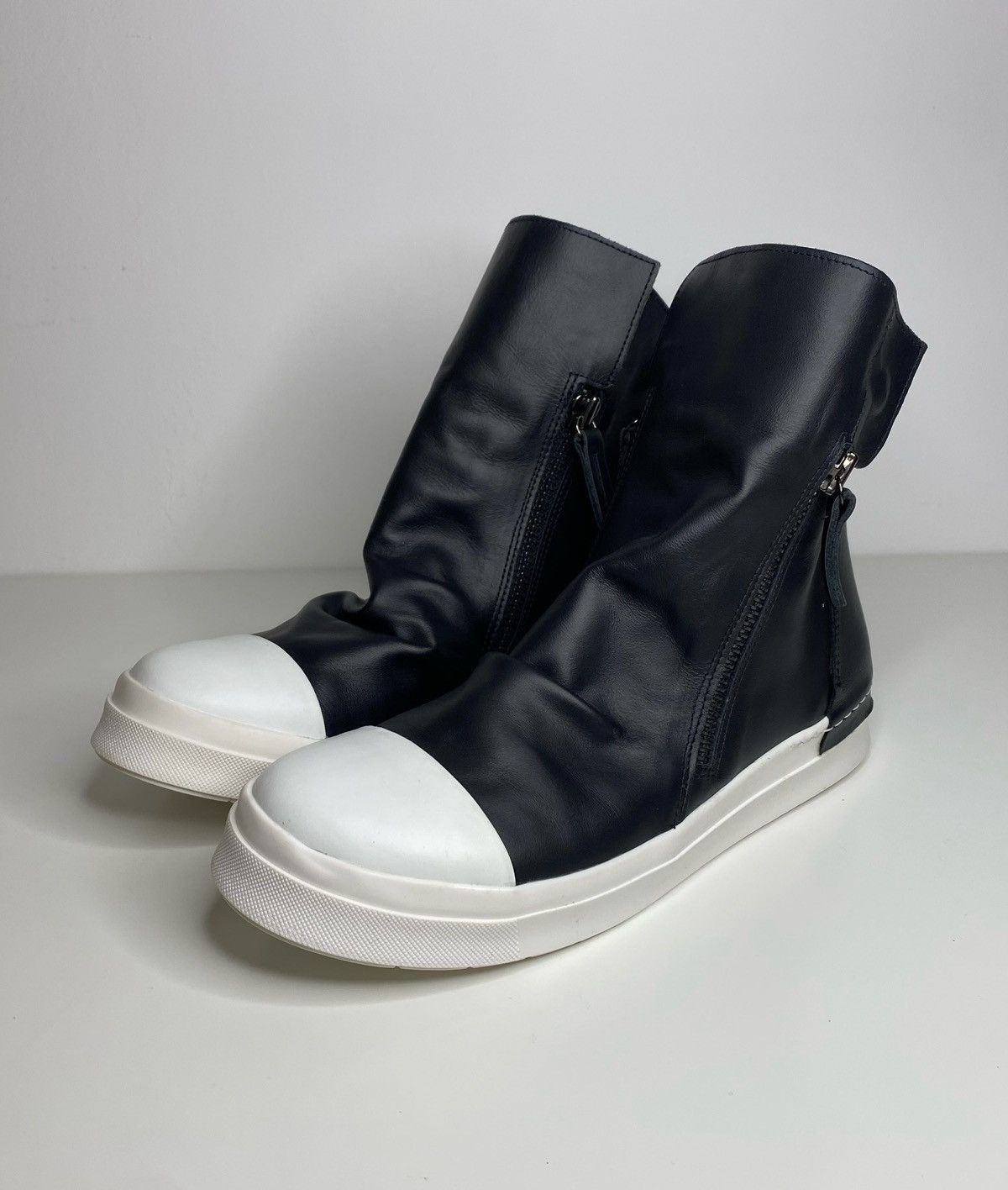 Cinzia Araia Cinzia Araia Zip Skin 103 SS21 | Grailed