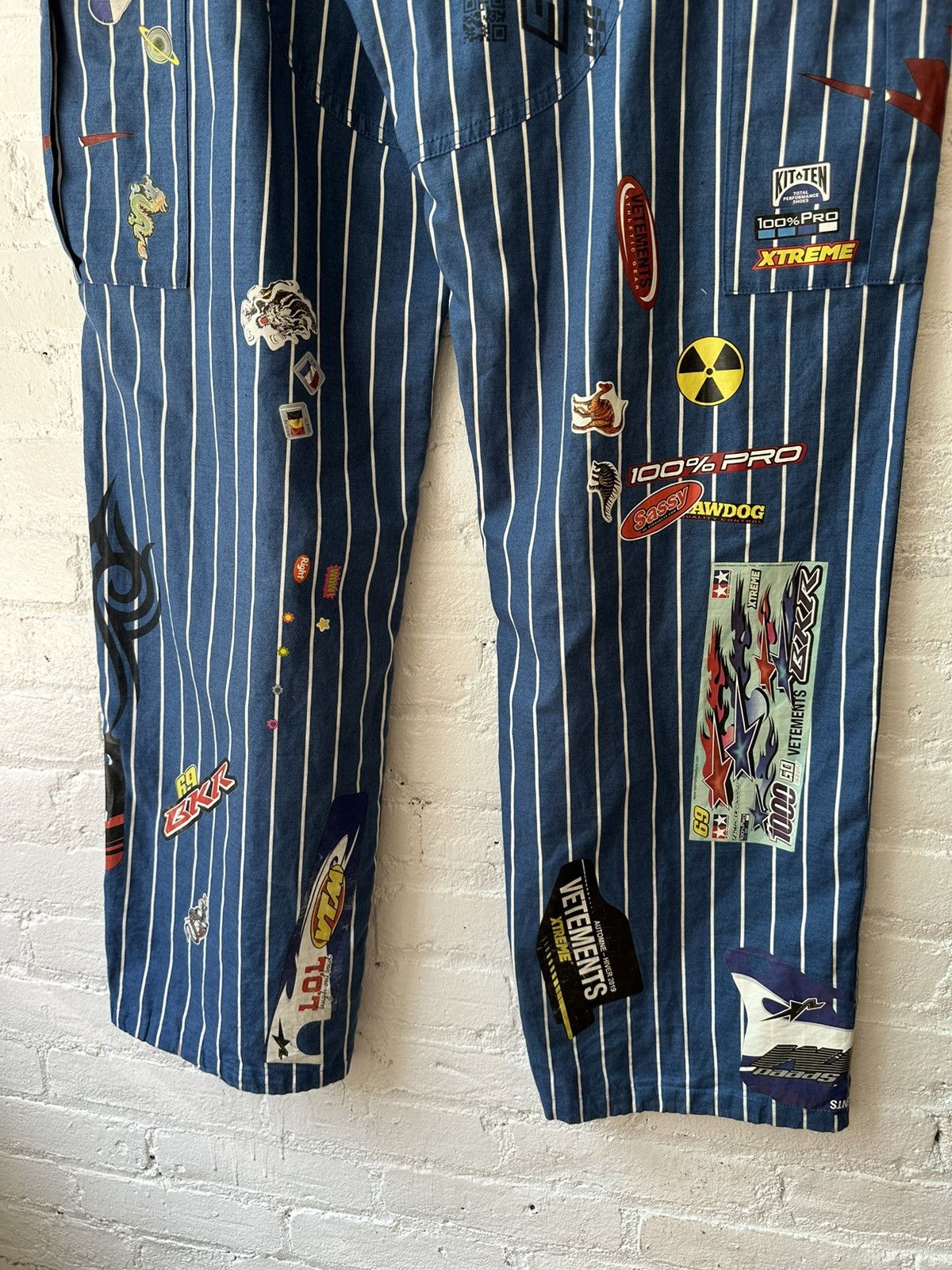 Vetements VETEMENTS 2019 PRINTED PANTS SZ L Size US 32 / EU 48 - 6 Thumbnail