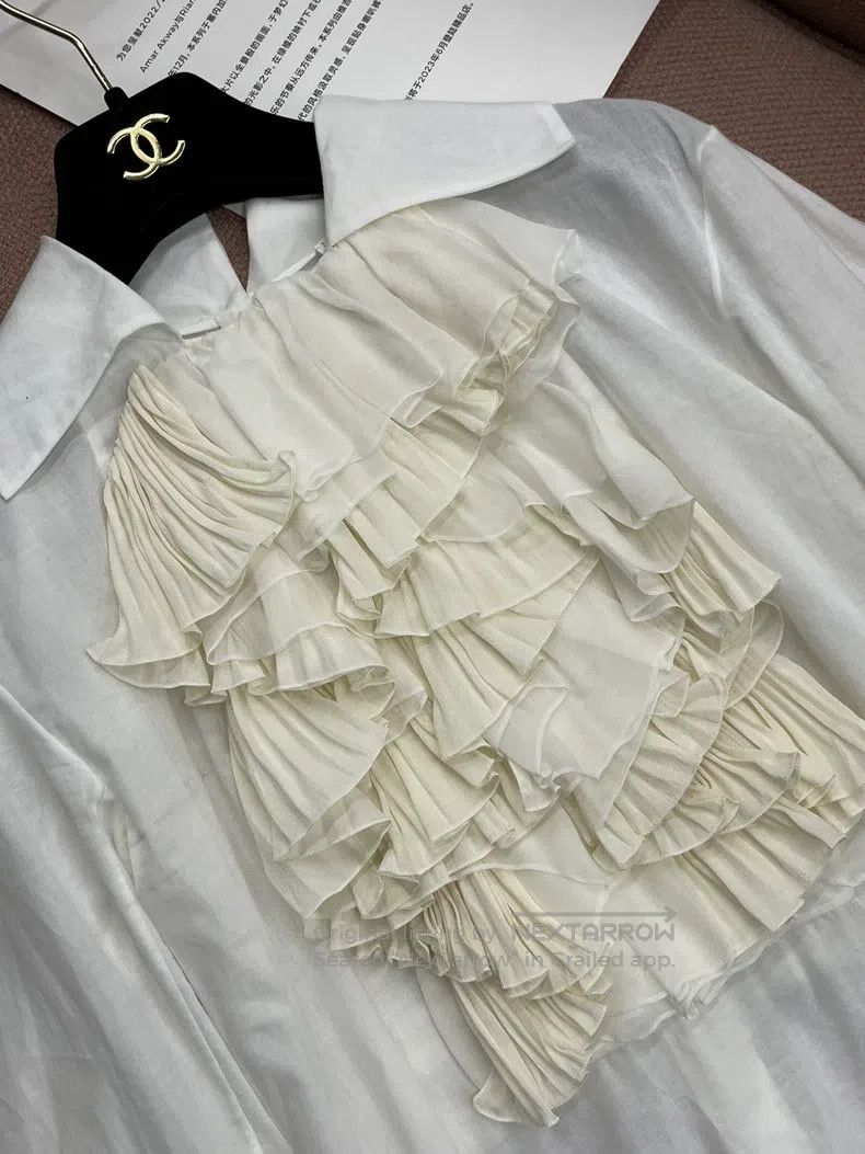 Chanel Chanel Equestrian series white ruffled stitched shirt Size XS / US 0-2 / IT 36-38 - 2 Thumbnail