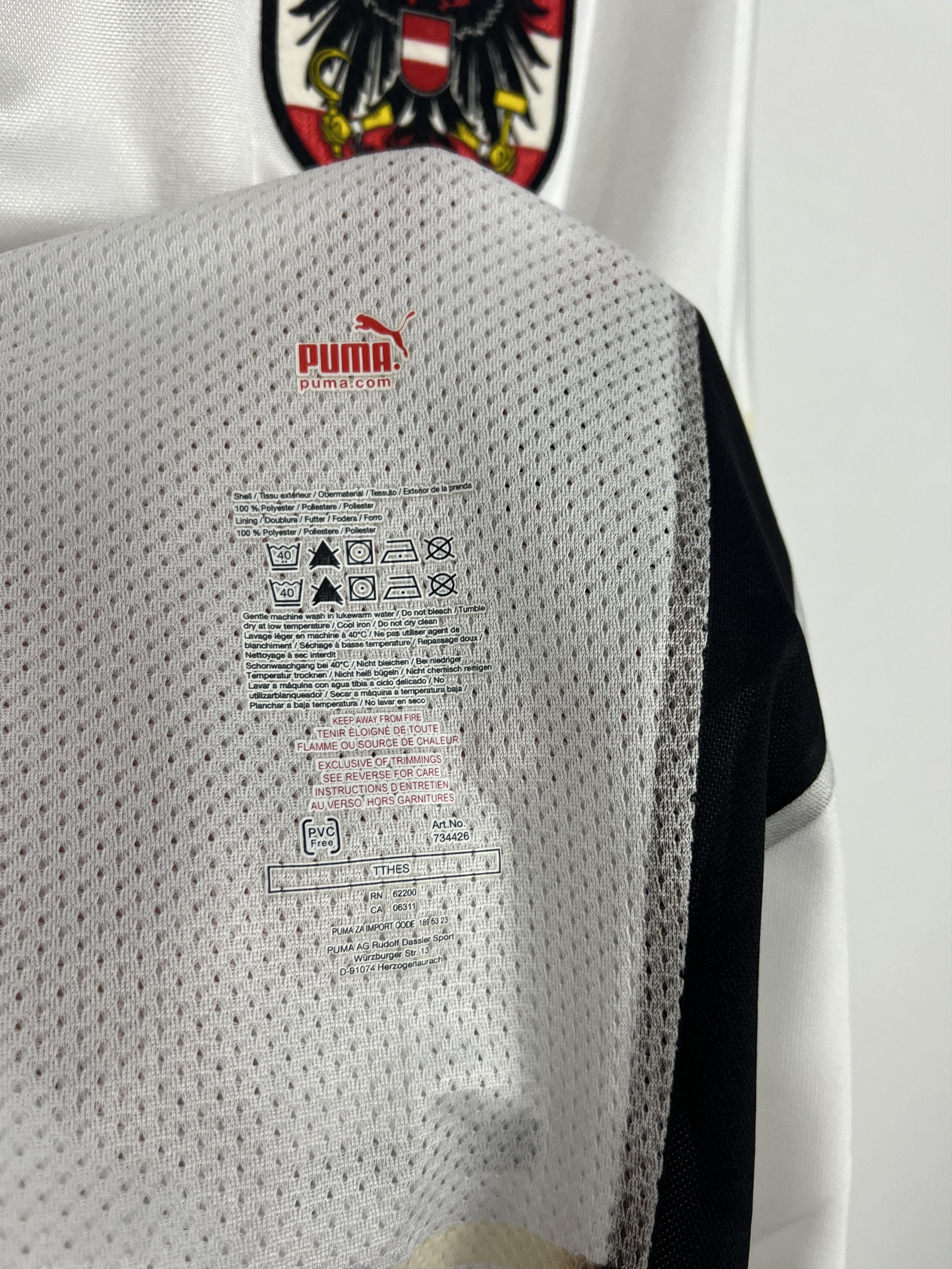 Puma Austria football shirt Player #8 Alaba Long Sleeve Jersey Size US XL / EU 56 / 4 - 8 Thumbnail