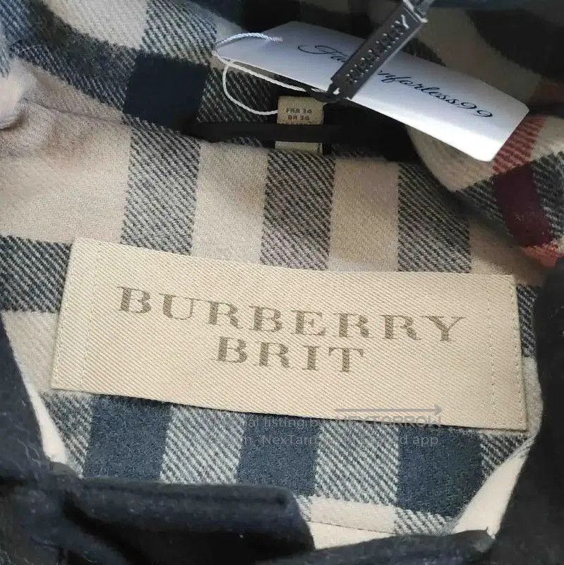 Burberry Burberry Women's Black Wool Duffle Coat. Size S / US 4 / IT 40 - 5 Thumbnail