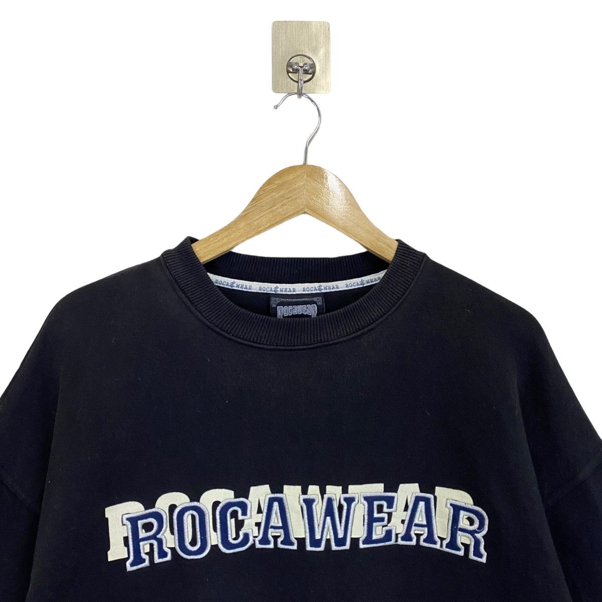Japanese Brand Vintage Rocawear Big Logo Crewneck Sweatshirt Size XL Size US XL / EU 56 / 4 - 4 Thumbnail