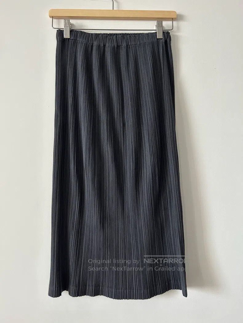 Issey Miyake Issey Miyake Black Midi Skirt Size 25" / US 0 / IT 36 - 2 Thumbnail