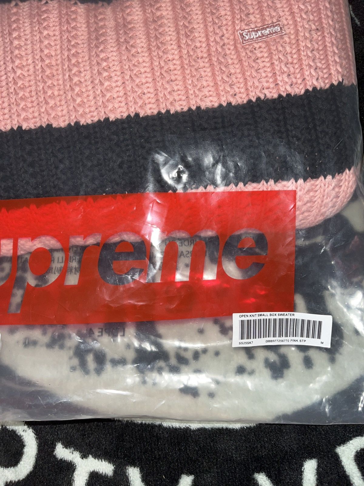 Supreme Loose Gauge Stripe small box knit 🩷🖤 Size US M / EU 48-50 / 2 - 5 Thumbnail