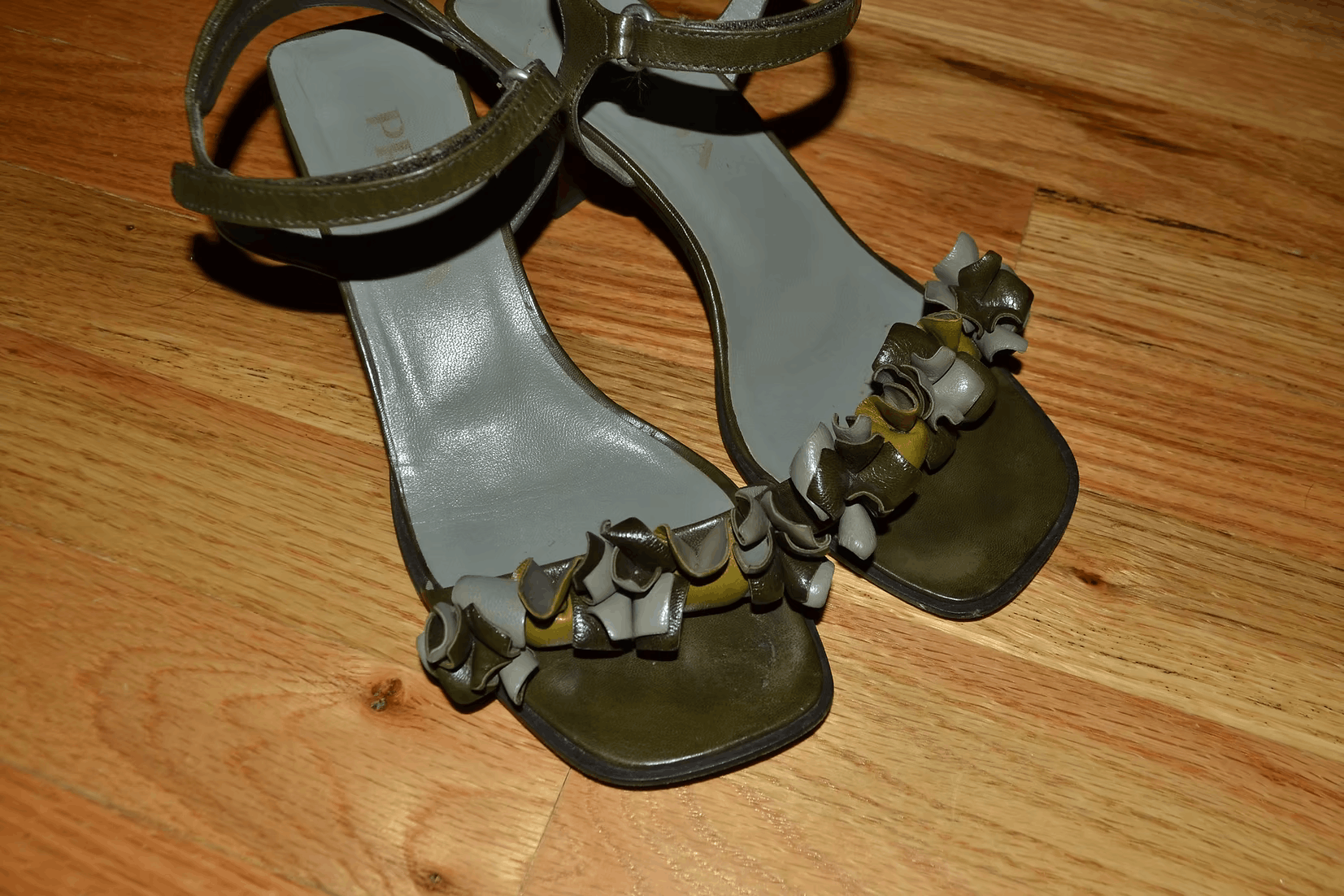 Prada Mid-1990s Frilled Kitten Heels Size US 6.5 / IT 36.5 - 2 Thumbnail