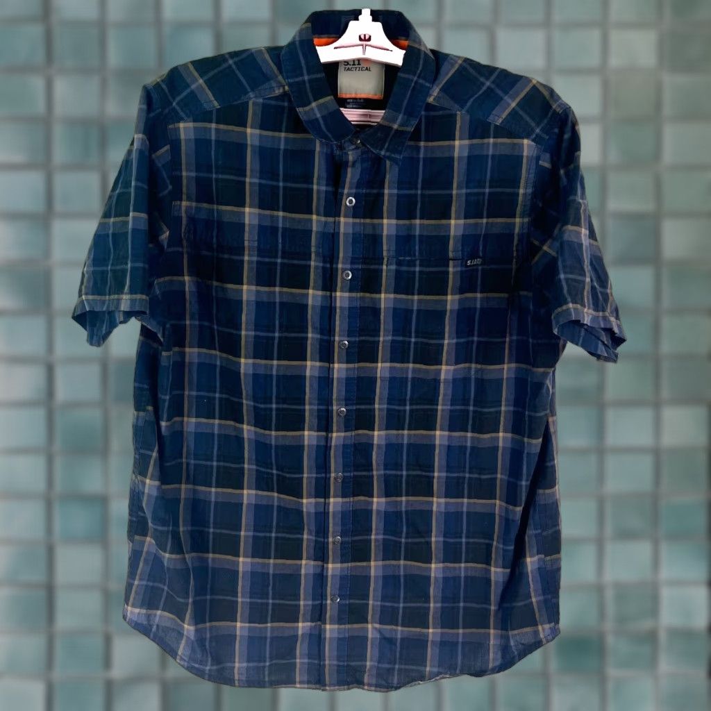 Vintage 5.11 Tactical Plaid Button-Up Shirt Mens Size M Blue Short Sleeve Casual Shirt Size US M / EU 48-50 / 2 - 1 Thumbnail