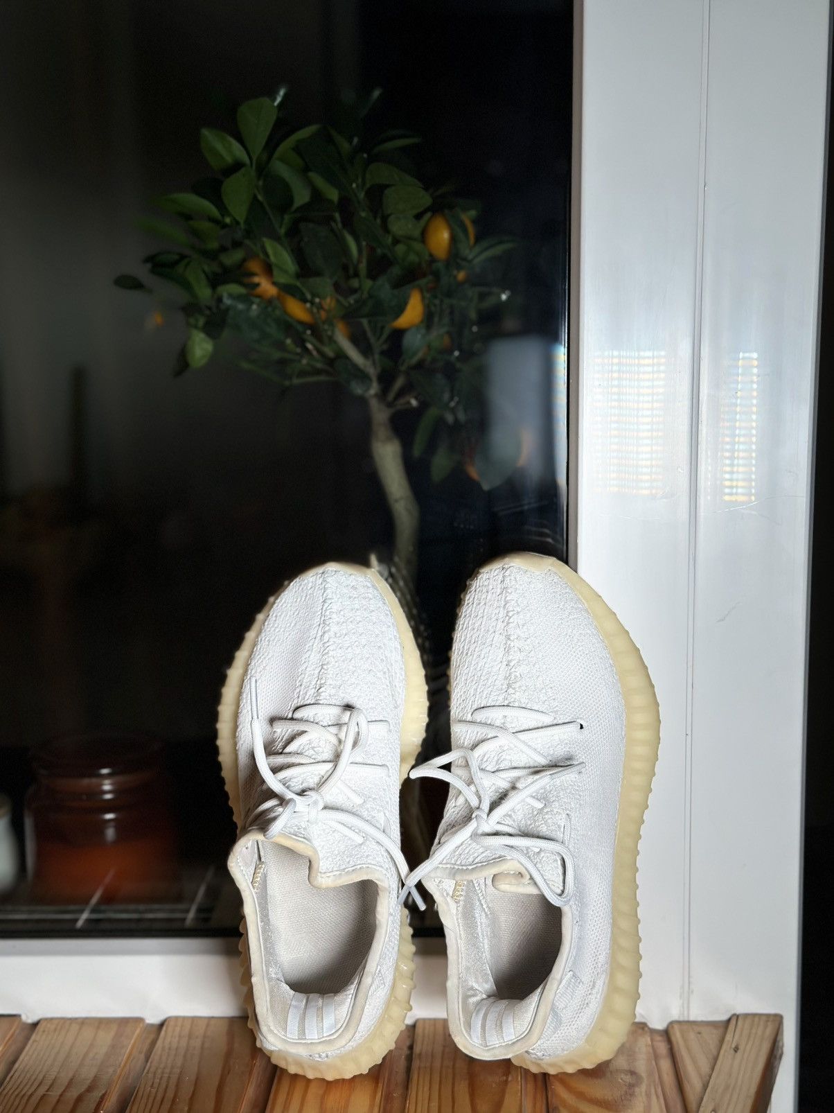 Adidas × Yeezy Adidas Yeezy 350 v2 triple white🔥🔥 Size US 7.5 / EU 40-41 - 14 Thumbnail