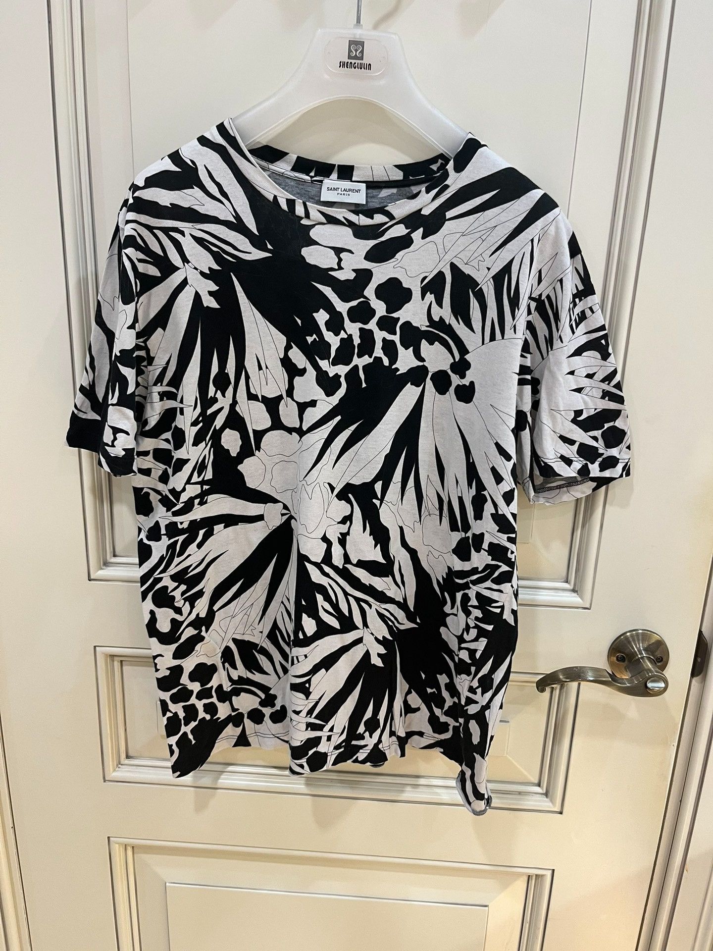 Saint Laurent Paris Saint Laurent Tropical Print T-Shirt Size US M / EU 48-50 / 2 - 1 Thumbnail