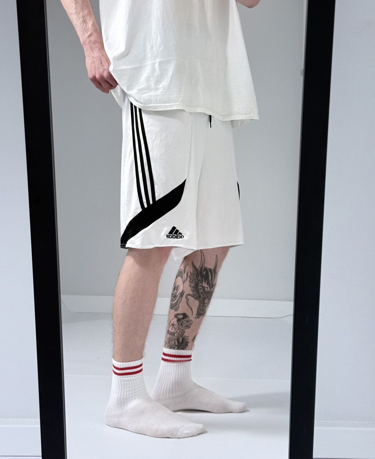 Adidas Vintage Adidas Y2K streetwear sportswear shorts Size US 32 / EU 48 - 5 Thumbnail