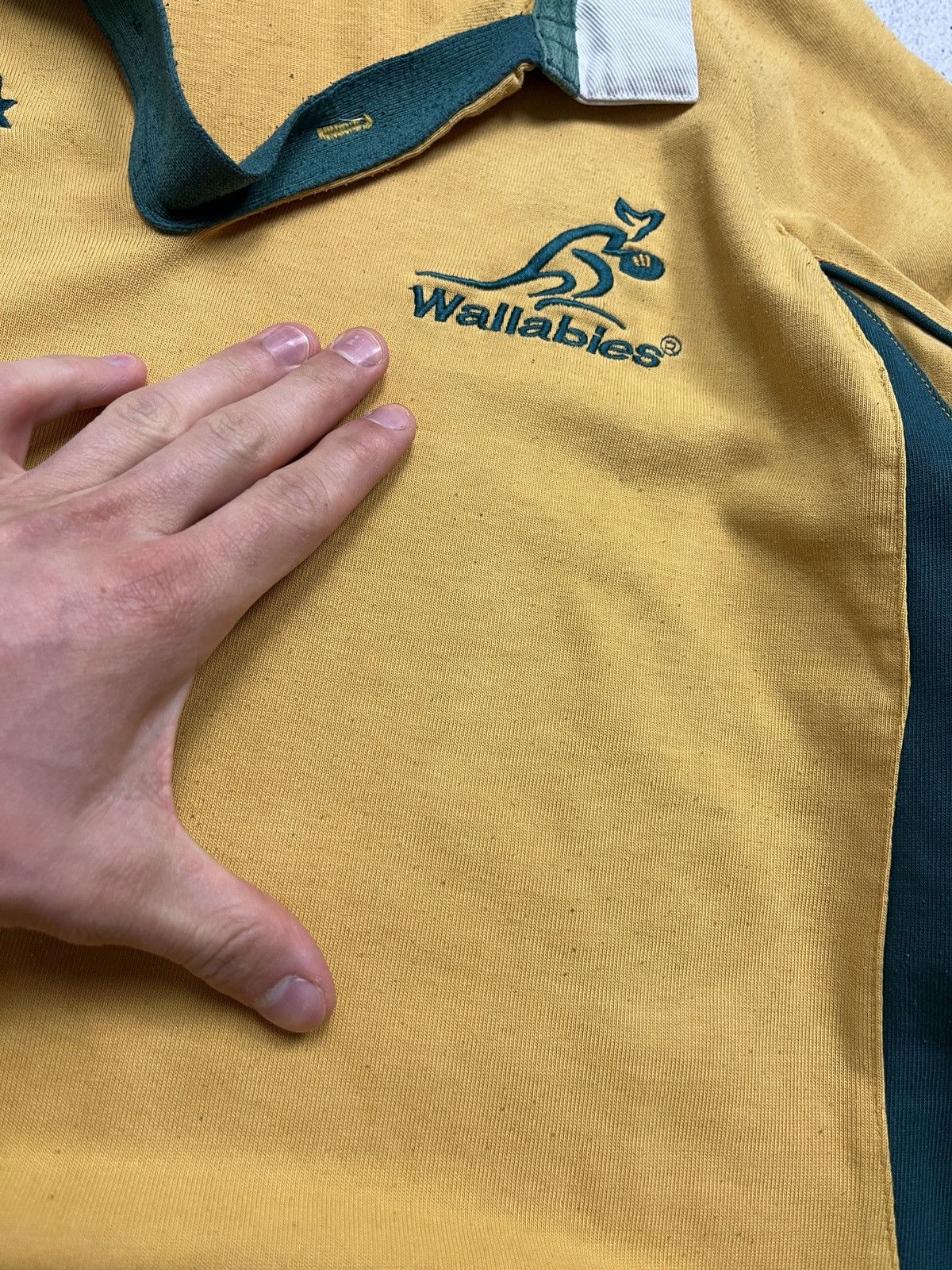 Vintage Vintage Canterbury Australian Wallabies Rugby Polo Shirt Size US XXL / EU 58 / 5 - 9 Thumbnail