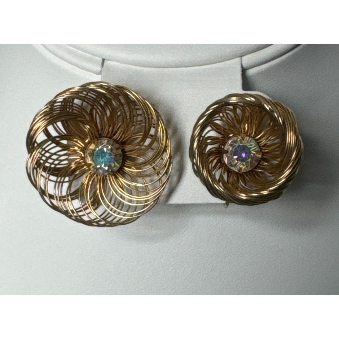 Vintage Vtg Stamped SAC Earrings Clip On wire with gemstone earrings Size ONE SIZE - 4 Thumbnail