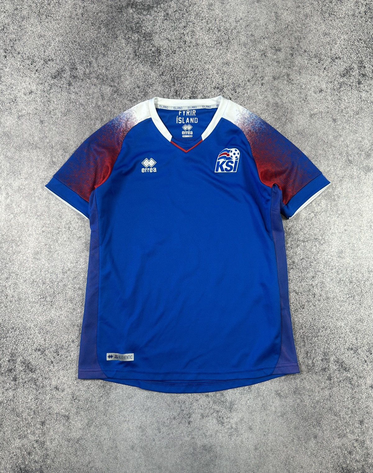 Errea KSI Errea Island Soccer Jersey Streetwear XS VTg Rare Tee Size US XS / EU 42 / 0 - 1 Thumbnail