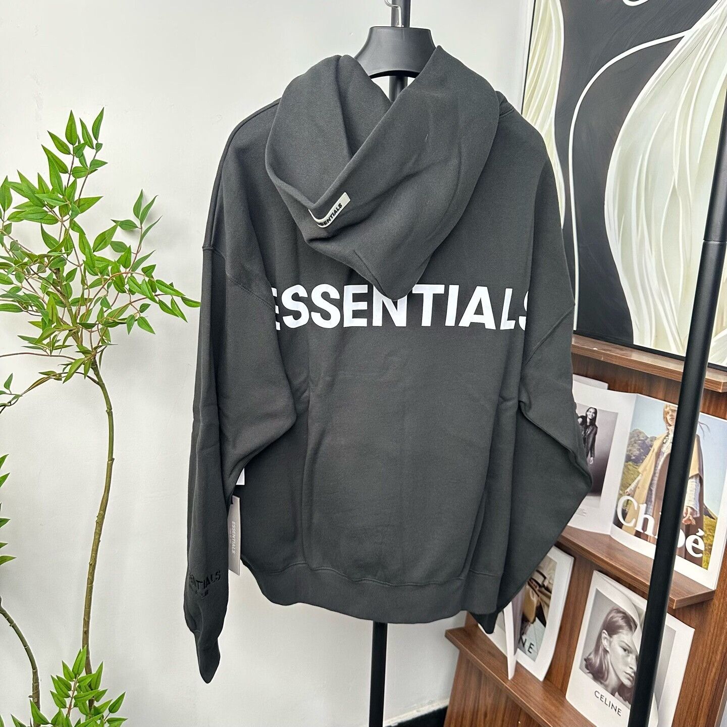 Fear of God Fear of God Black Hoodie l Men Size US L / EU 52-54 / 3 - 1 Thumbnail