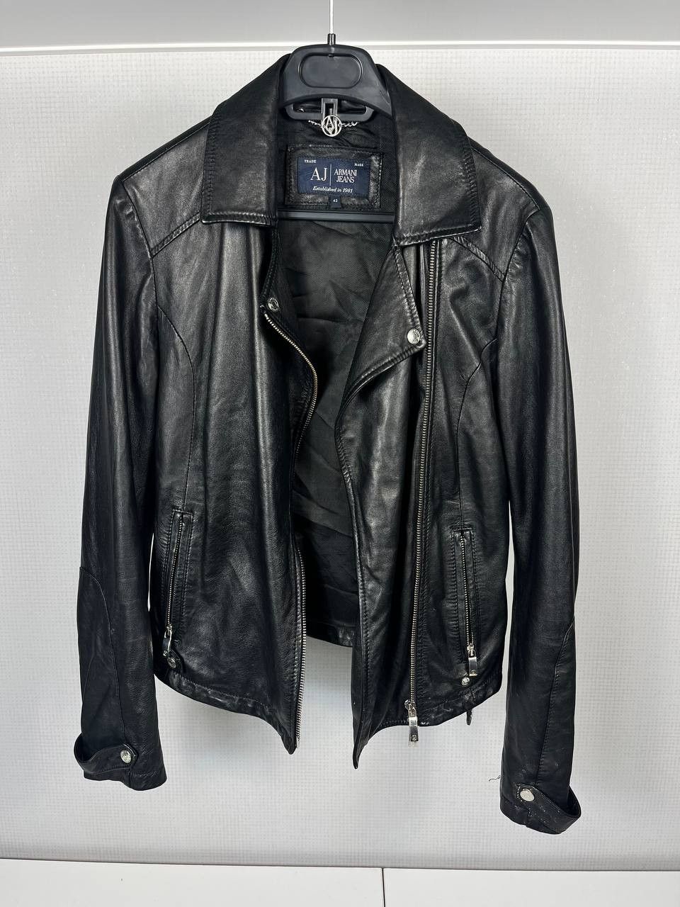 Armani × Vintage Leather Jacket By Armani Jeans Size M / US 6-8 / IT 42-44 - 1 Thumbnail