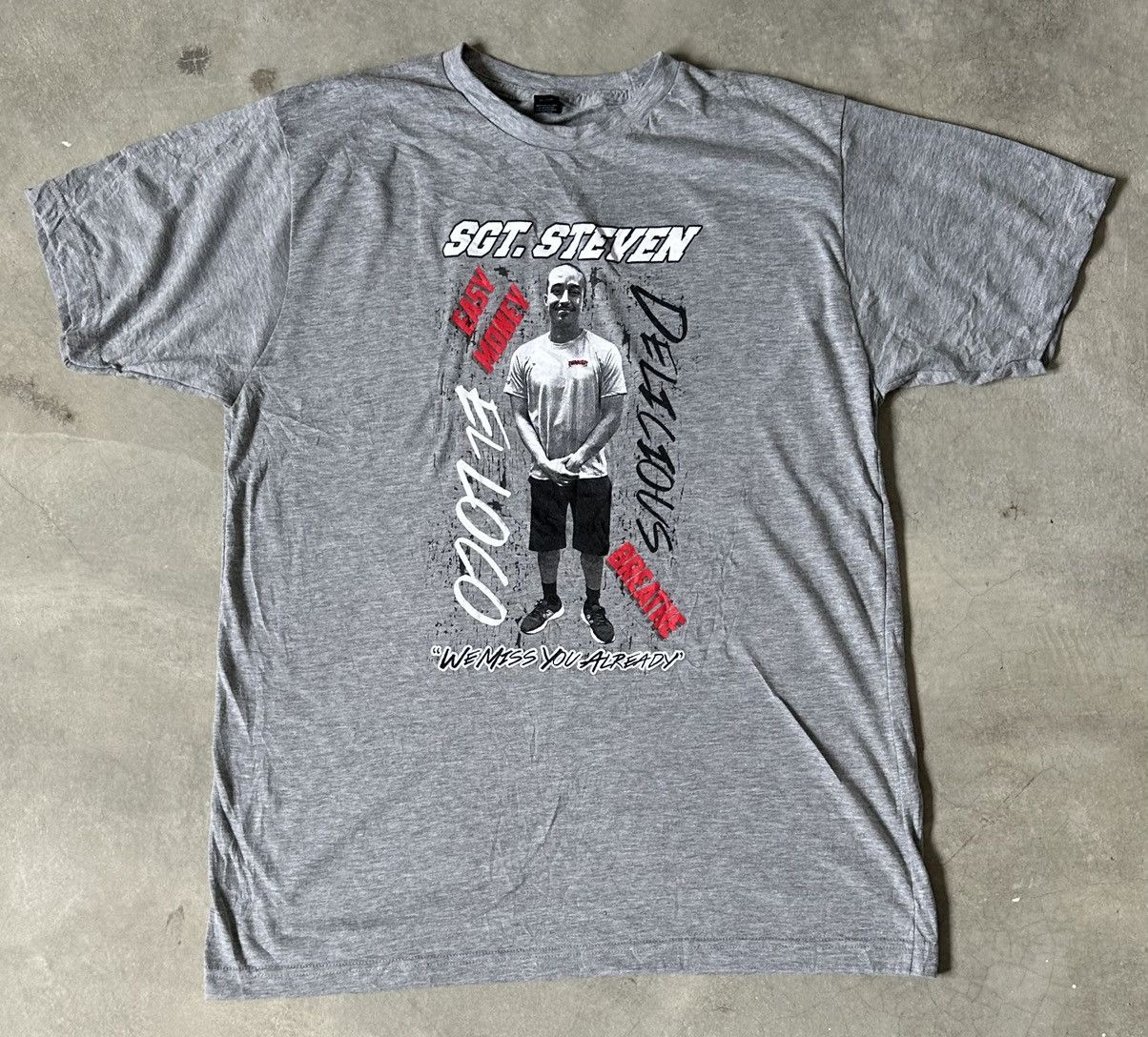 Tultex VINTAGE SGT.STEVEN EL LOCO MEMORIAL TEE Size US M / EU 48-50 / 2 - 1 Thumbnail