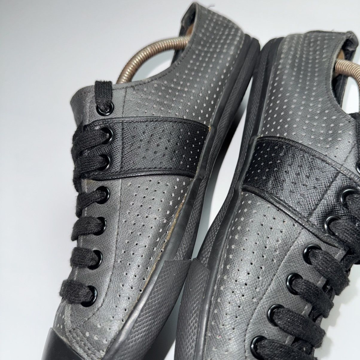 Prada PRADA Dark Grey Saffiano Sneakers 8.5 Size US 7.5 / EU 40-41 - 14 Thumbnail