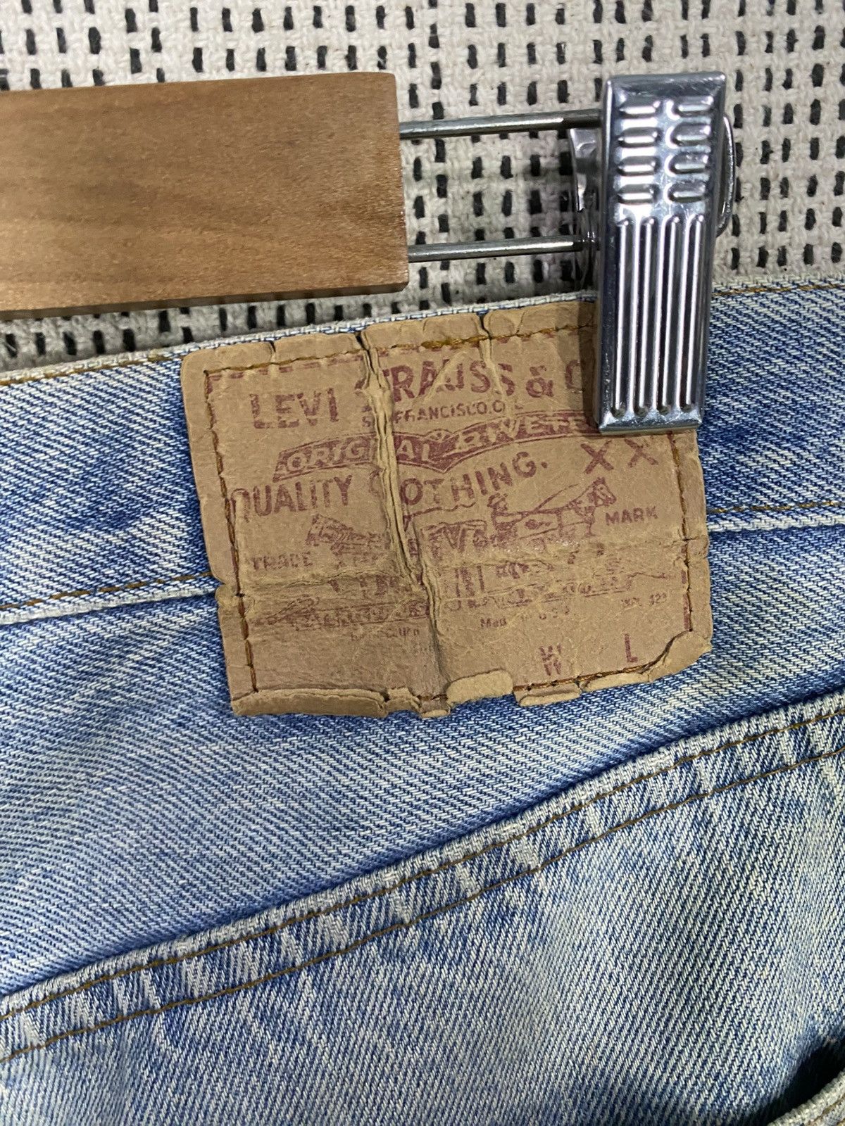 Levi's Vintage levis 80s 501 denim distressed Size US 33 - 13 Thumbnail