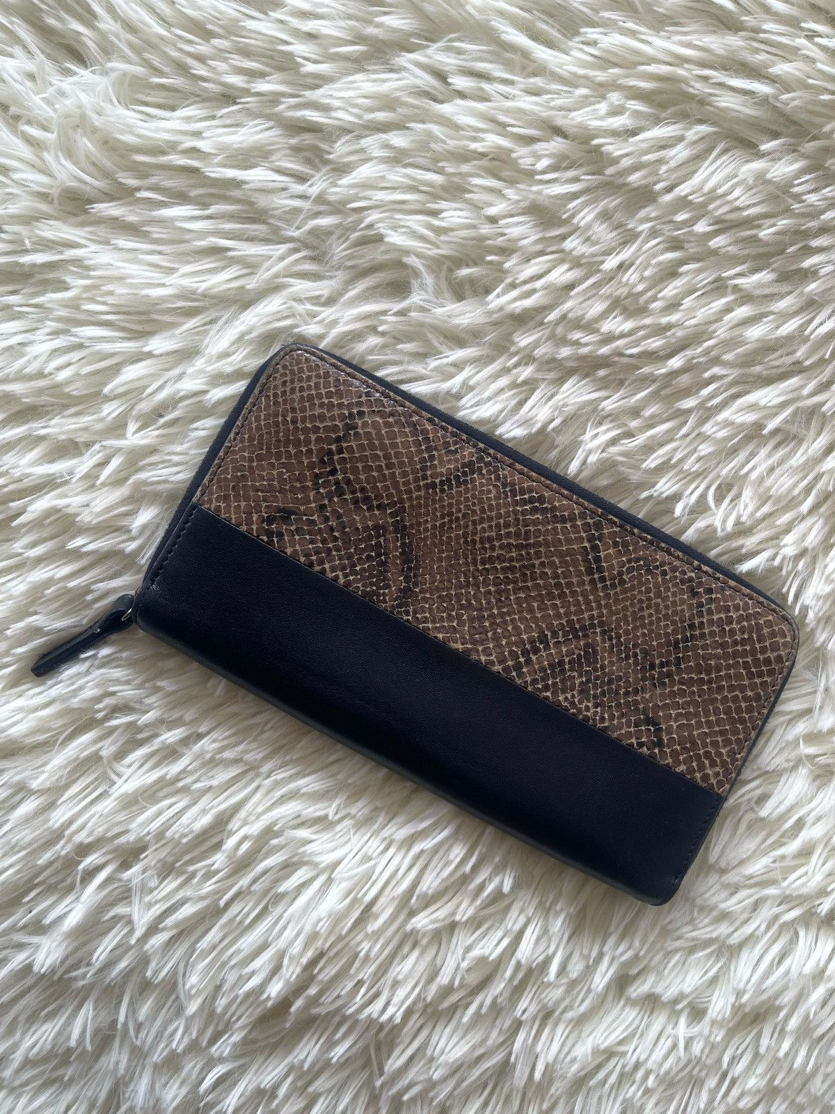 Celine × Designer × Vintage Celine Python Lambskin Zip Around Multifunction Wallet Size ONE SIZE - 3 Thumbnail