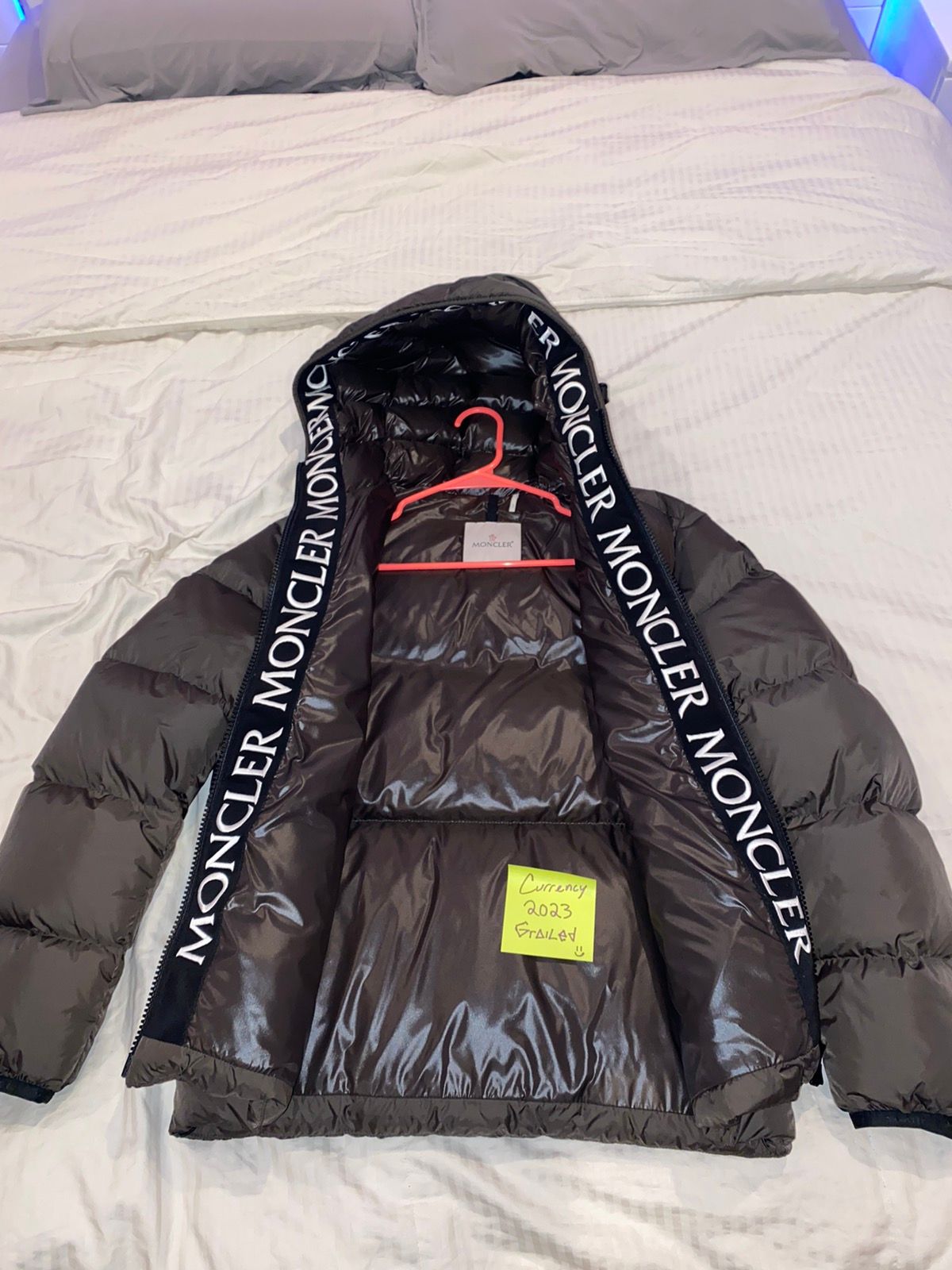 Moncler Moncler Moncleezy Jacket Puffer Rare Limited Colorway 🤮 | Grailed