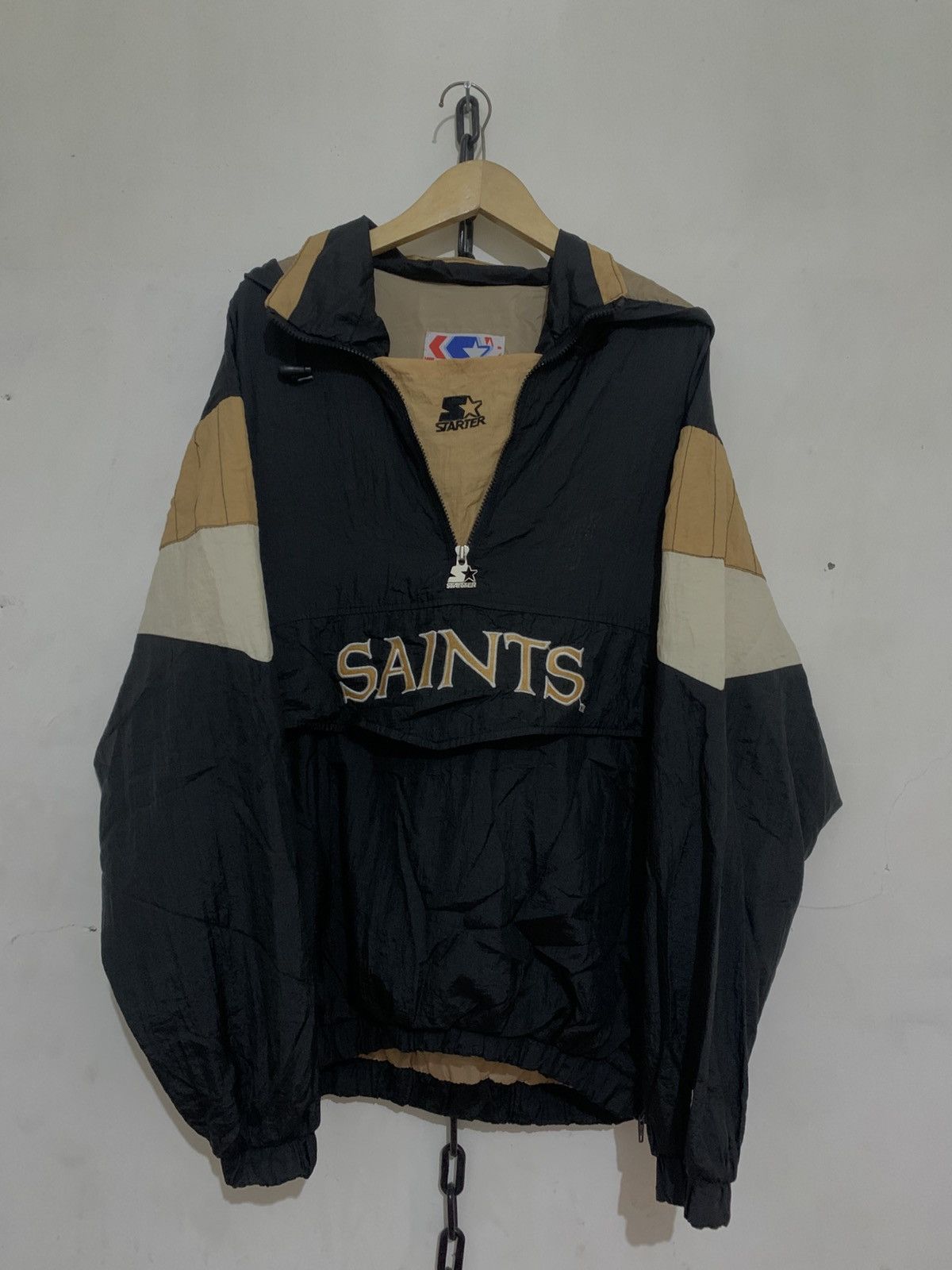 Starter Vintage 1990s New Orleans Saints Starter Pouch Jacket Large Size US XL / EU 56 / 4 - 1 Thumbnail