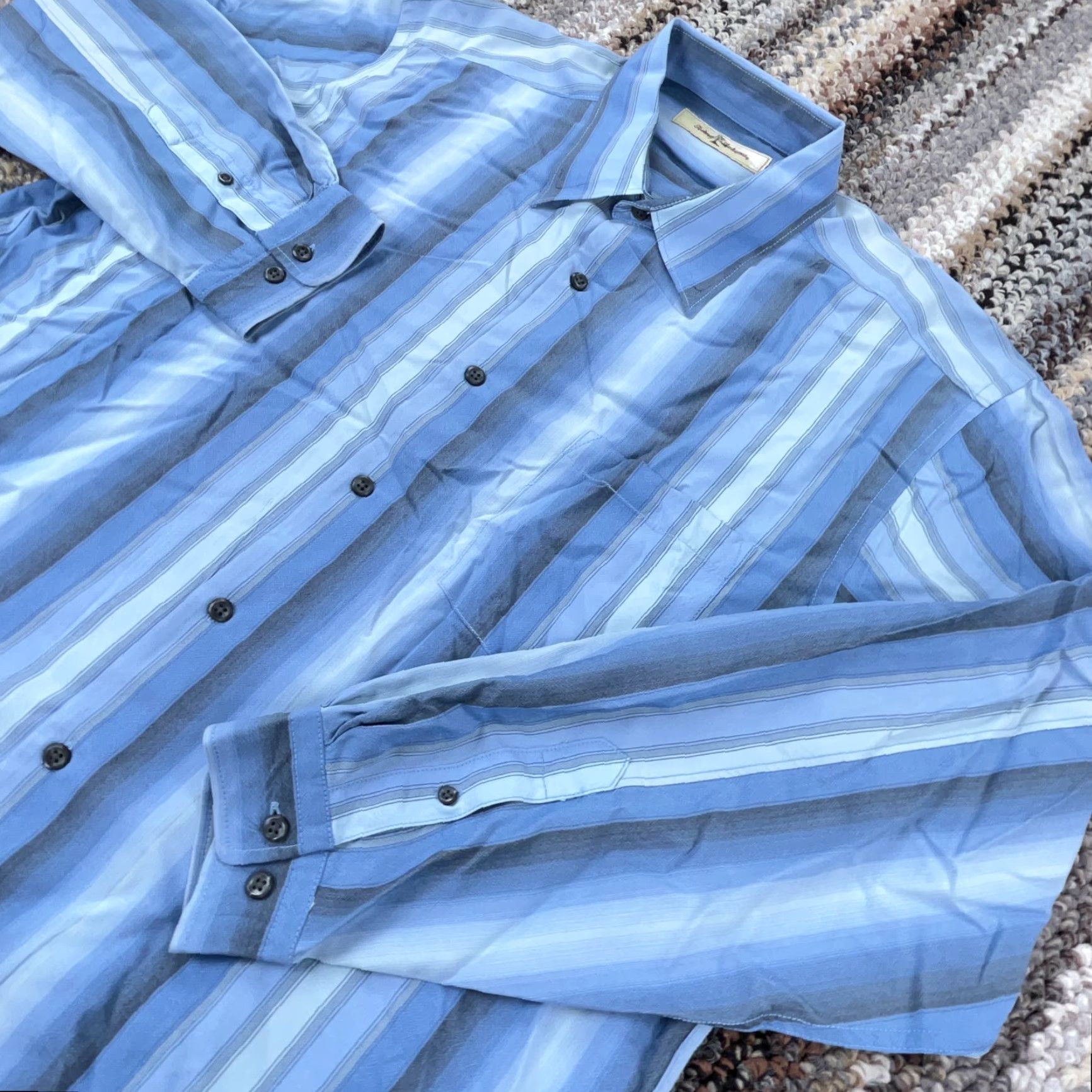 Tommy Bahama VINTAGE Tommy Bahama Men's Shirt Large Blue Silk Button-Up Striped Beach Classic Camp Hula Size US L / EU 52-54 / 3 - 3 Thumbnail