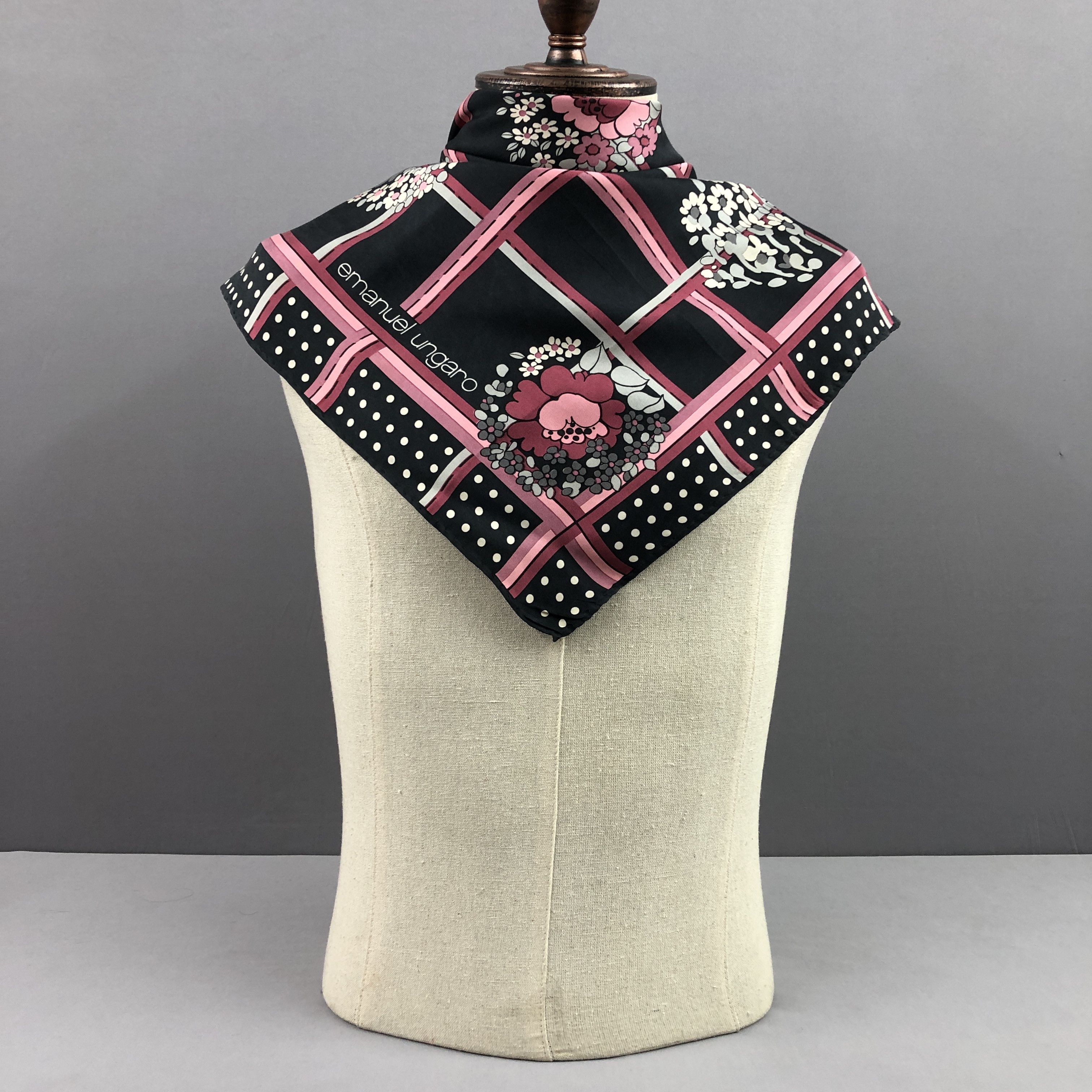 Emanuel Ungaro × Vintage Vintage Emanuel Ungaro SILK Scarf Twill Stole Wraps Scarves Size ONE SIZE - 2 Thumbnail