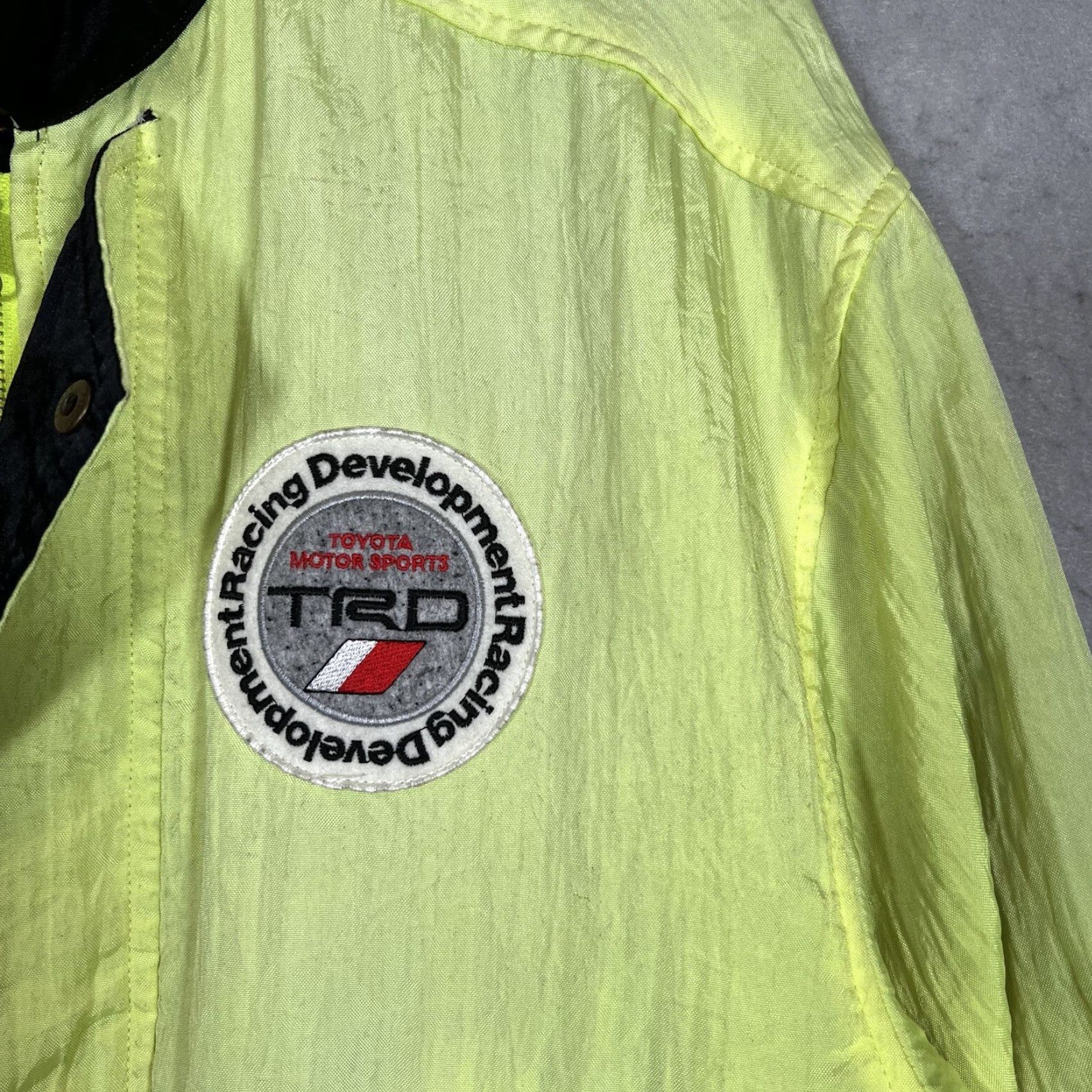 Vintage VINTAGE Toyota Motorsports Racing Developments TRD Reversible Bomber Jacket Shirt Size US M / EU 48-50 / 2 - 7 Thumbnail