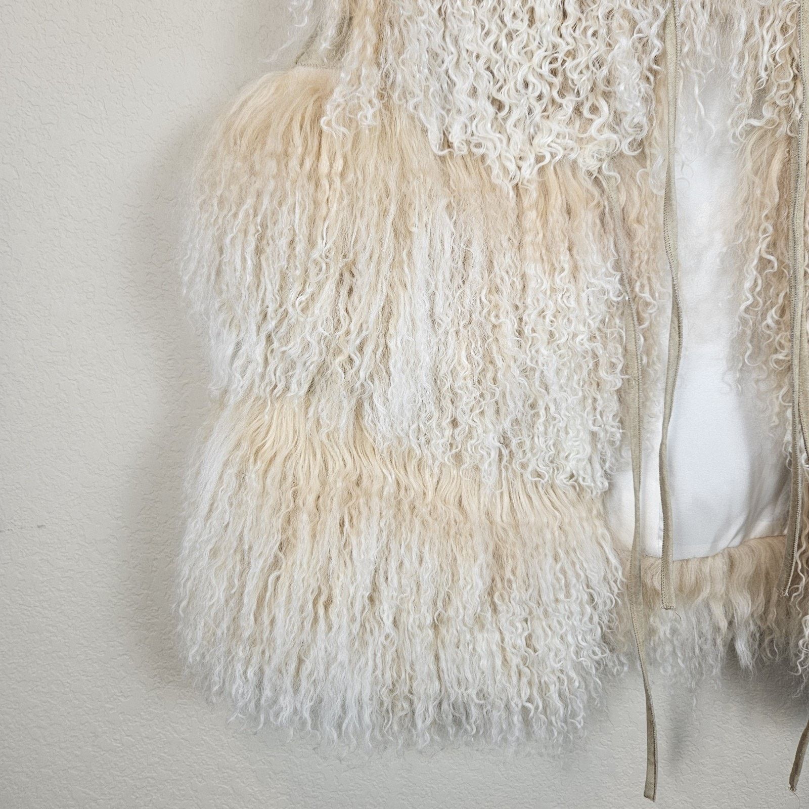 Other Trilogy Collections Michael McCollom Mongolian Lamb Vest Size S / US 4 / IT 40 - 6 Thumbnail