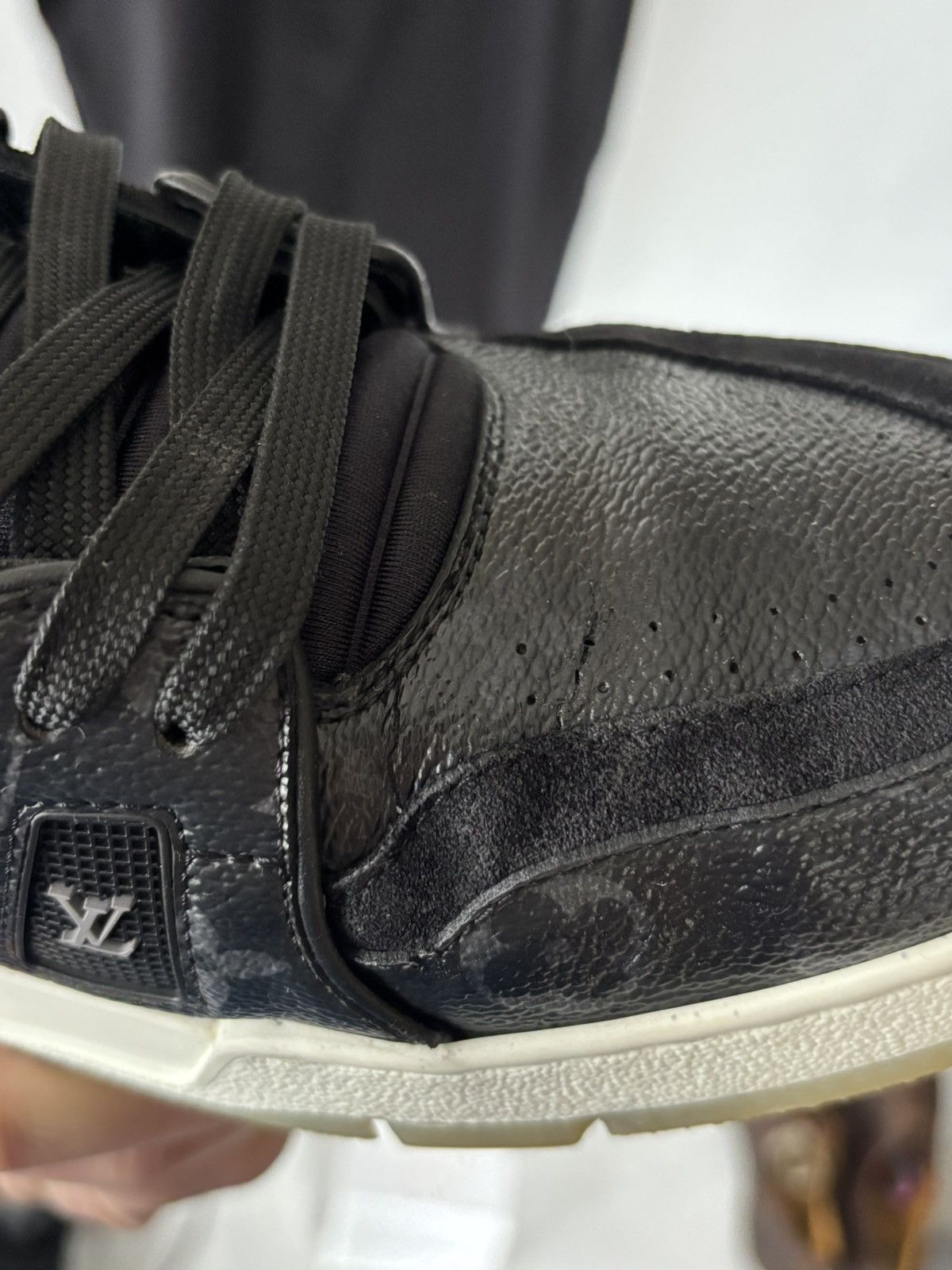Louis Vuitton Louis Vuitton Trainers Monogram sneakers Size US 9 / EU 42 - 18 Thumbnail