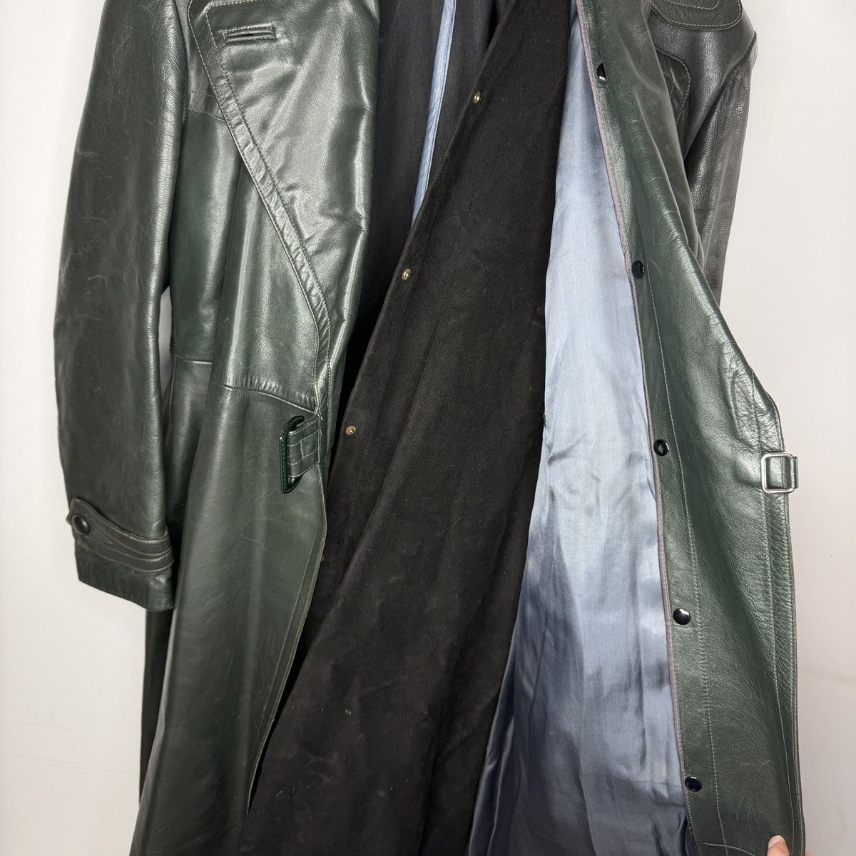 Genuine Leather Vintage 1980s very rare heavy belted leather coat 80s Size US M / EU 48-50 / 2 - 14 Thumbnail