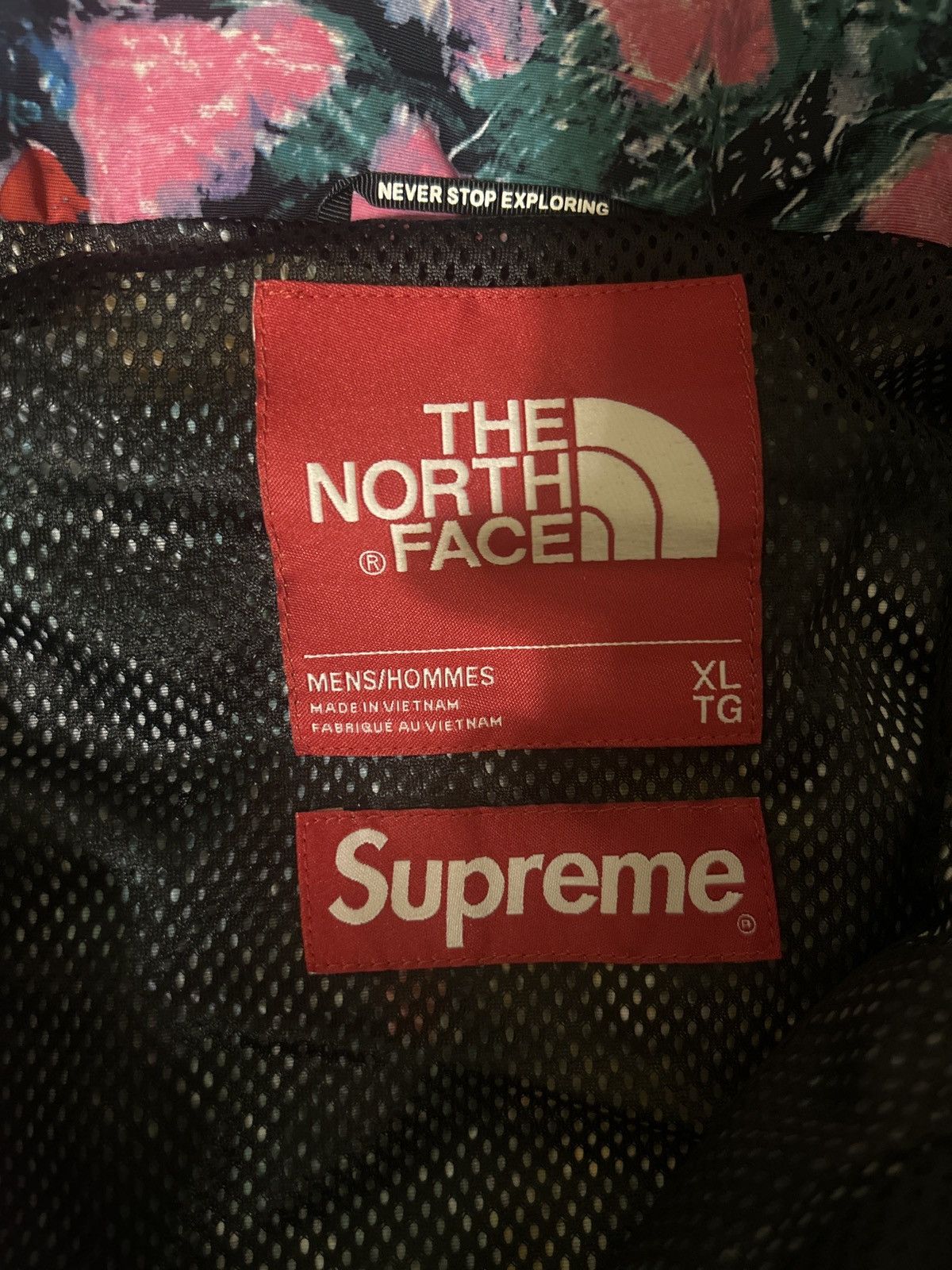Supreme × The North Face Supreme The North Face Trekking Convertible Jacket Flowers Size US XL / EU 56 / 4 - 10 Thumbnail