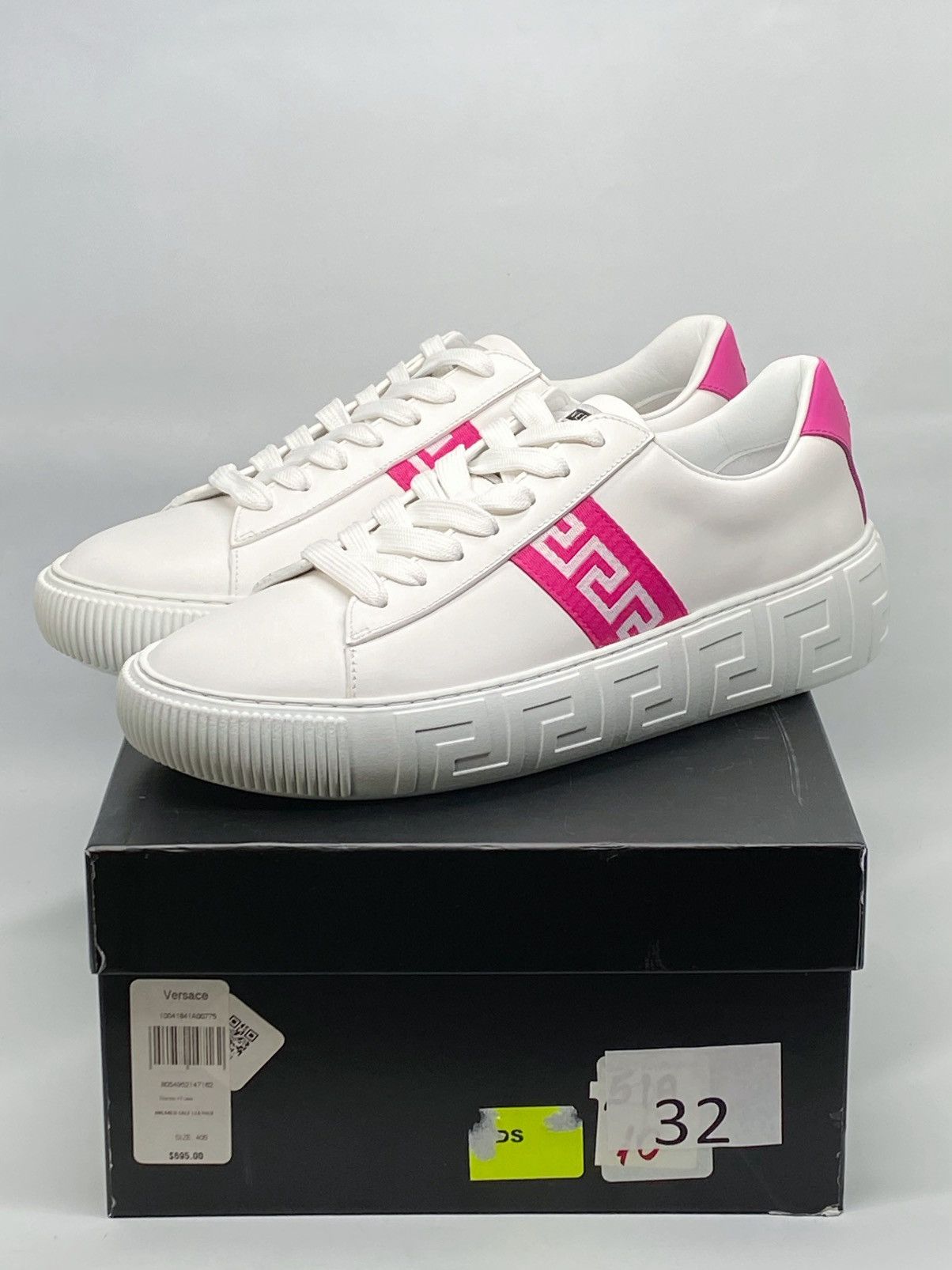 Versace Versace Greca Logo Leather Sneakers size 40 Size US 10 / IT 40 - 12 Thumbnail