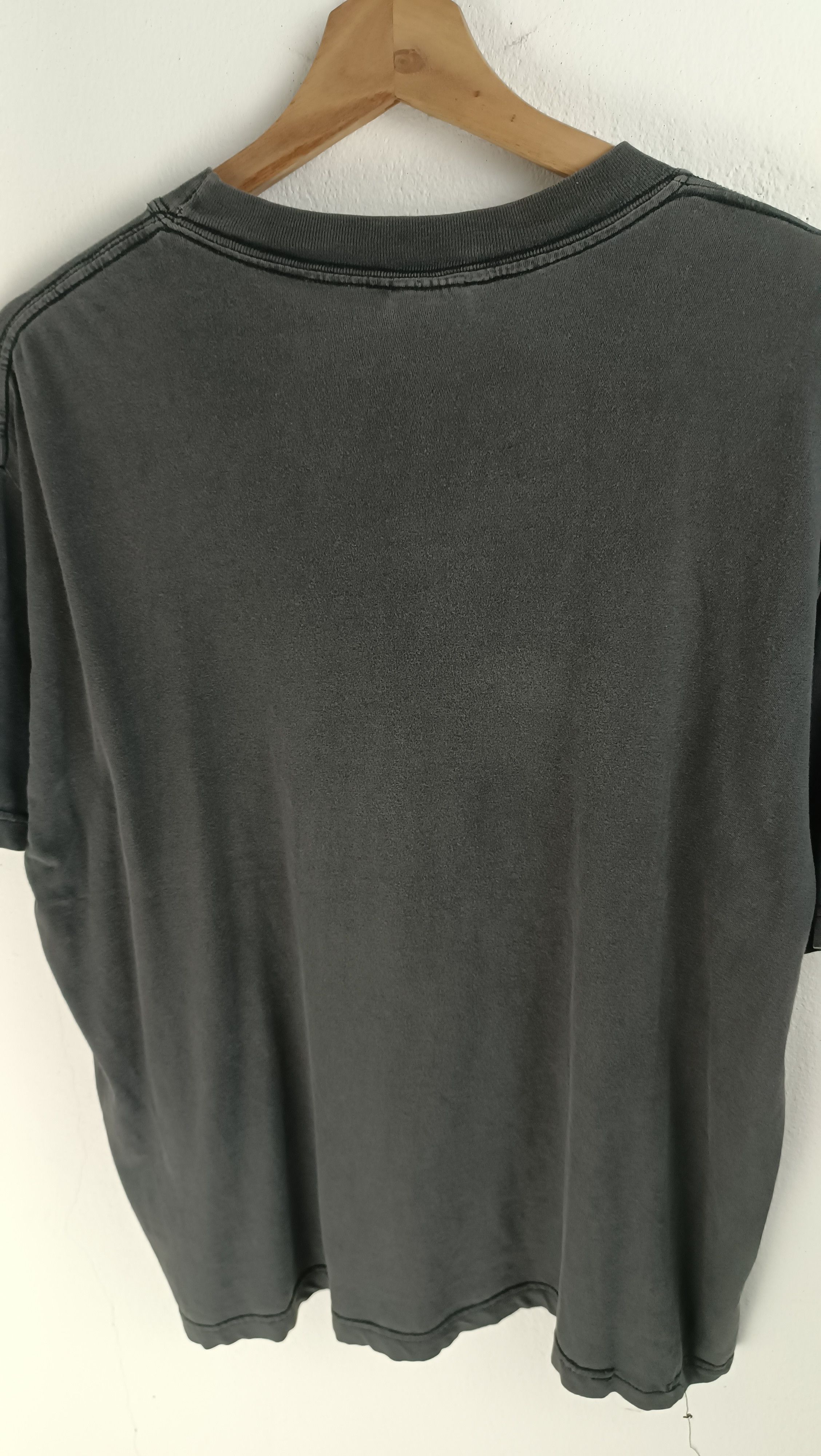 Band Tees THRASHED FADED VINTAGE 2000s LED ZEPPELIN LOGO TEE sabbath Size US L / EU 52-54 / 3 - 16 Thumbnail