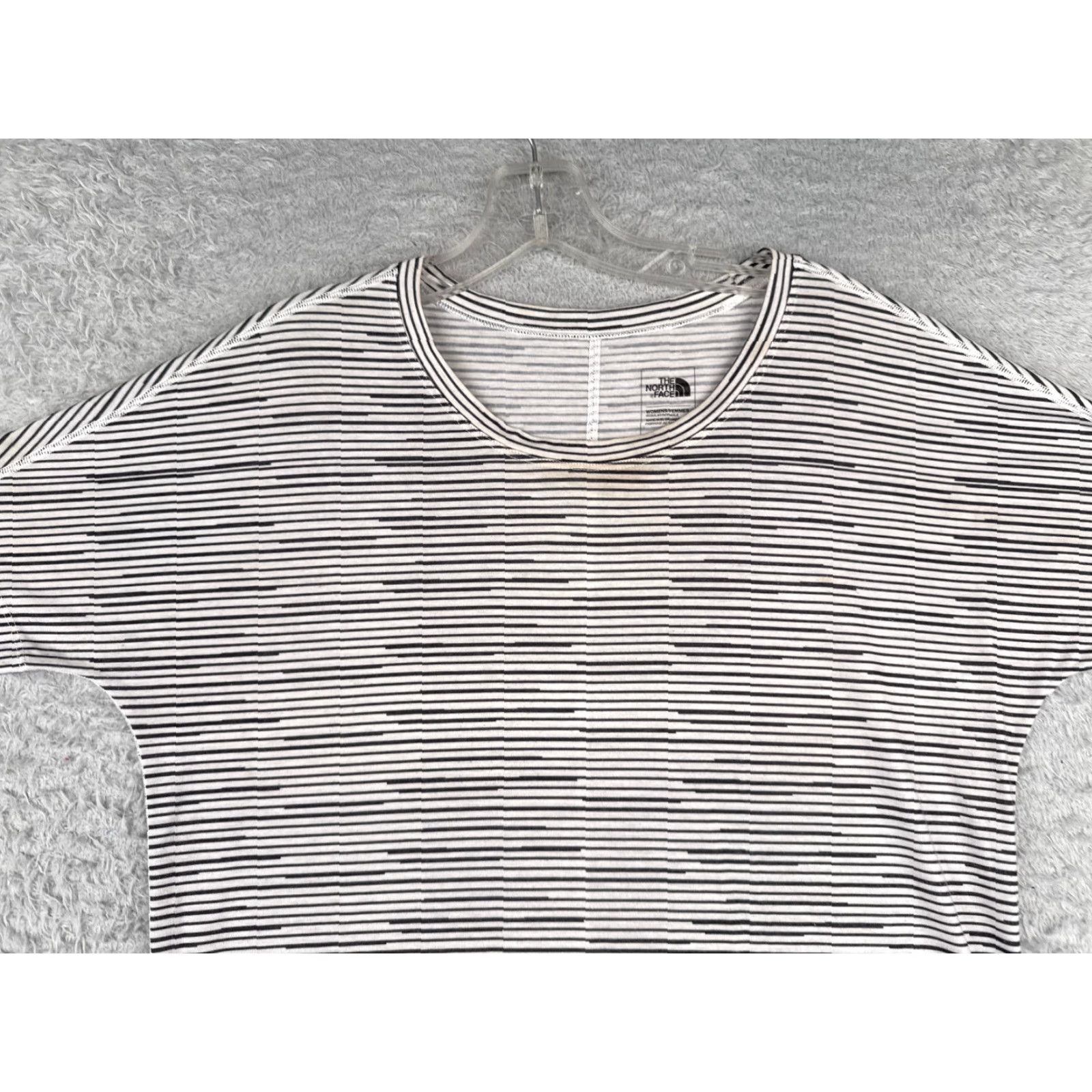 The North Face The North Face Shirt Women S White Stripe Crew Neck Short Sleeve Basic Casual Shirt Mens? Size S / US 4 / IT 40 - 4 Thumbnail