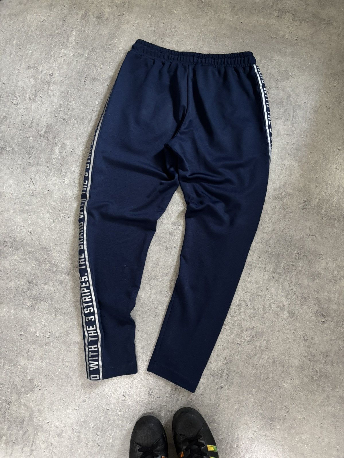 Adidas Adidas Originals Navy Sweatpants S/M Streetwear Casual Size US 36 / EU 52 - 9 Thumbnail