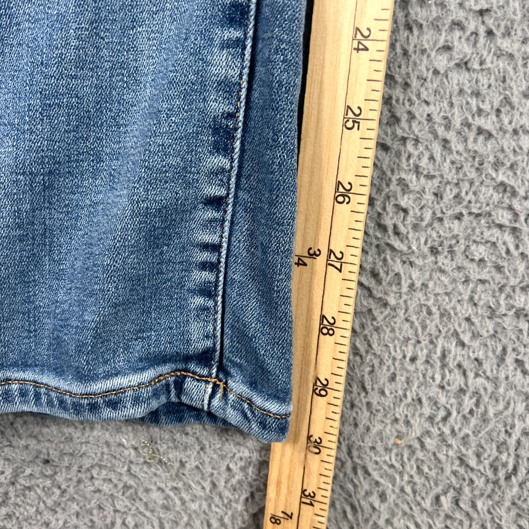Lucky Brand Lucky Brand 363 Jeans Men 29x30 Mid Rise Blue Denim Straight 5-Pocket Vintage No Pattern Solid Jeans N/A Size US 31 - 3 Thumbnail