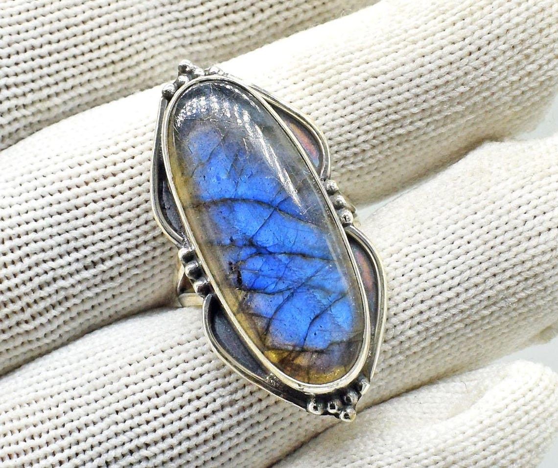 Handmade Labradorite 925 Silver Ring: Oval Gemstone Statement Jewelry Size ONE SIZE - 4 Thumbnail