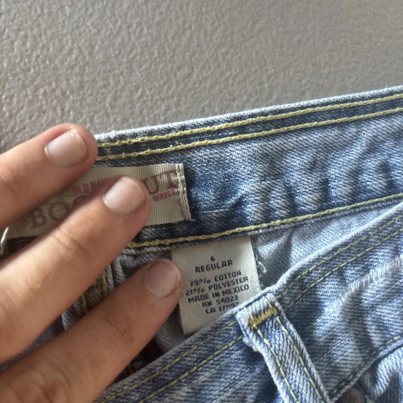 Old Navy Vintage Old Navy Y2K Boot Cut Jeans Womens Size 6 VTG Size 28" / US 6 / IT 42 - 3 Thumbnail