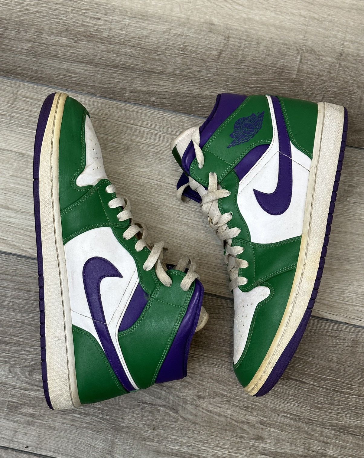 Jordan Brand × Nike RARE Jordan 1 Mid " Incredible Hulk " Sz. 9.5 Purple + Green Size US 9.5 / EU 42-43 - 2 Thumbnail