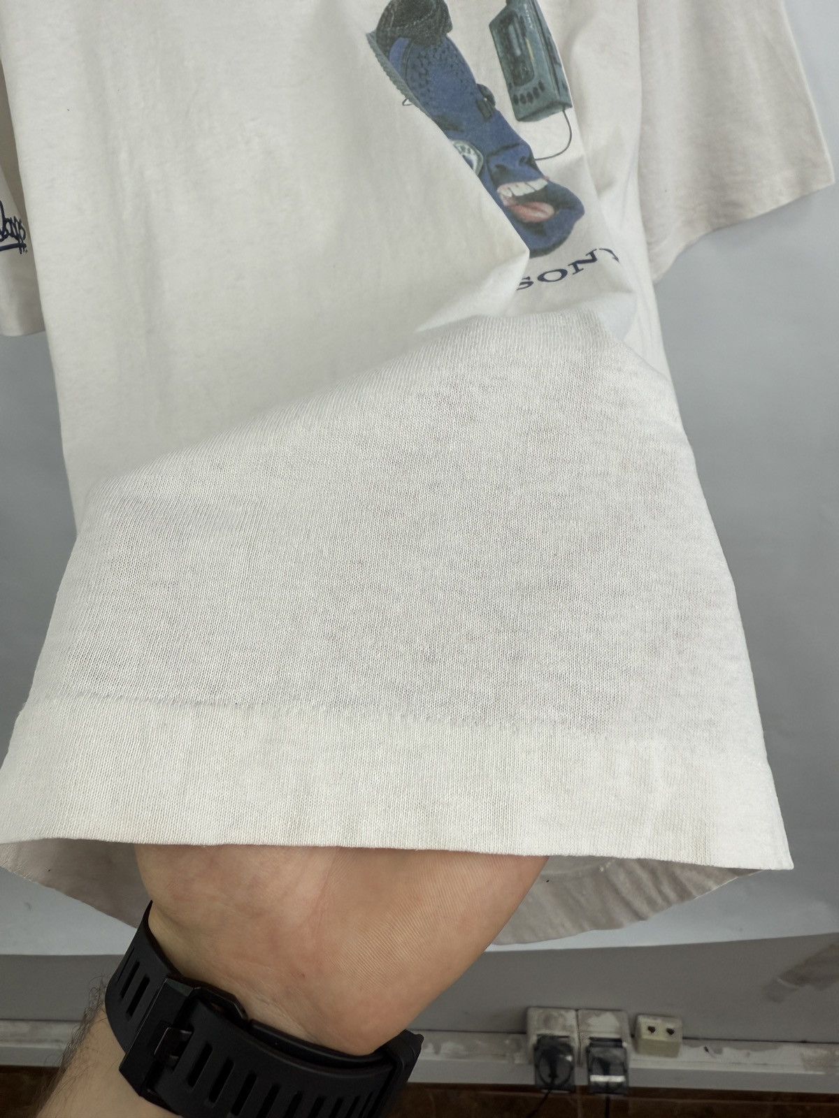 Microsoft × Sony 🇯🇵 Vintage 90s Sony Walkman Joe Bloggs The Legendary Shirt Size US XL / EU 56 / 4 - 8 Thumbnail