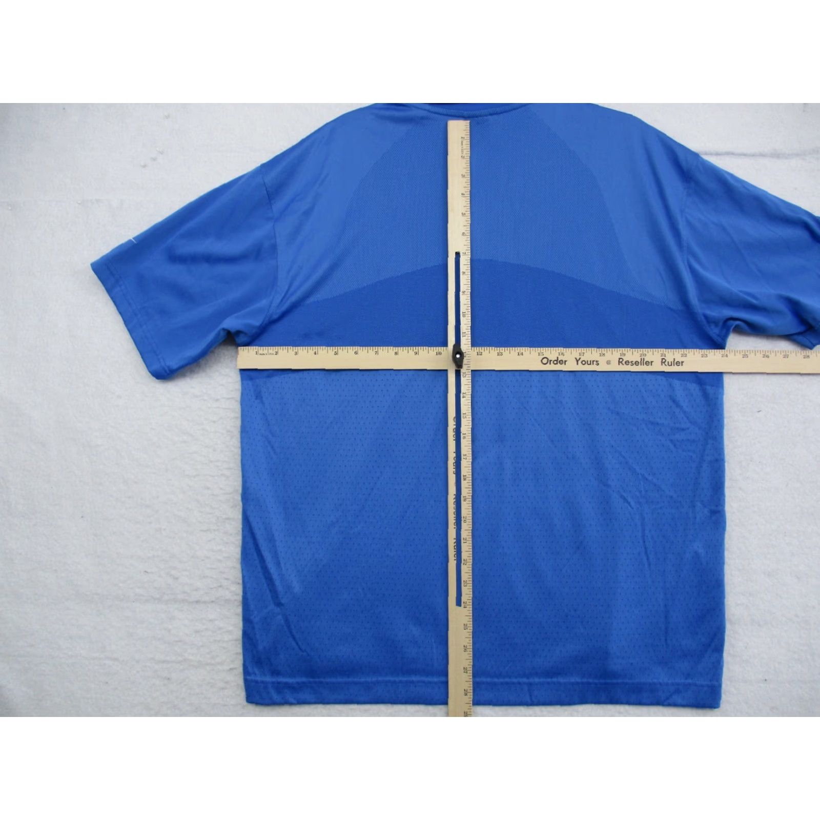 Nike Nike Shirt Golf Polo XL Men Blue Breathable Stretch Short Sleeve Fit Dry Logo Swoosh 100% Polyester Striped Classic 29 in Collar Spread Adjustable Size US XL / EU 56 / 4 - 3 Thumbnail