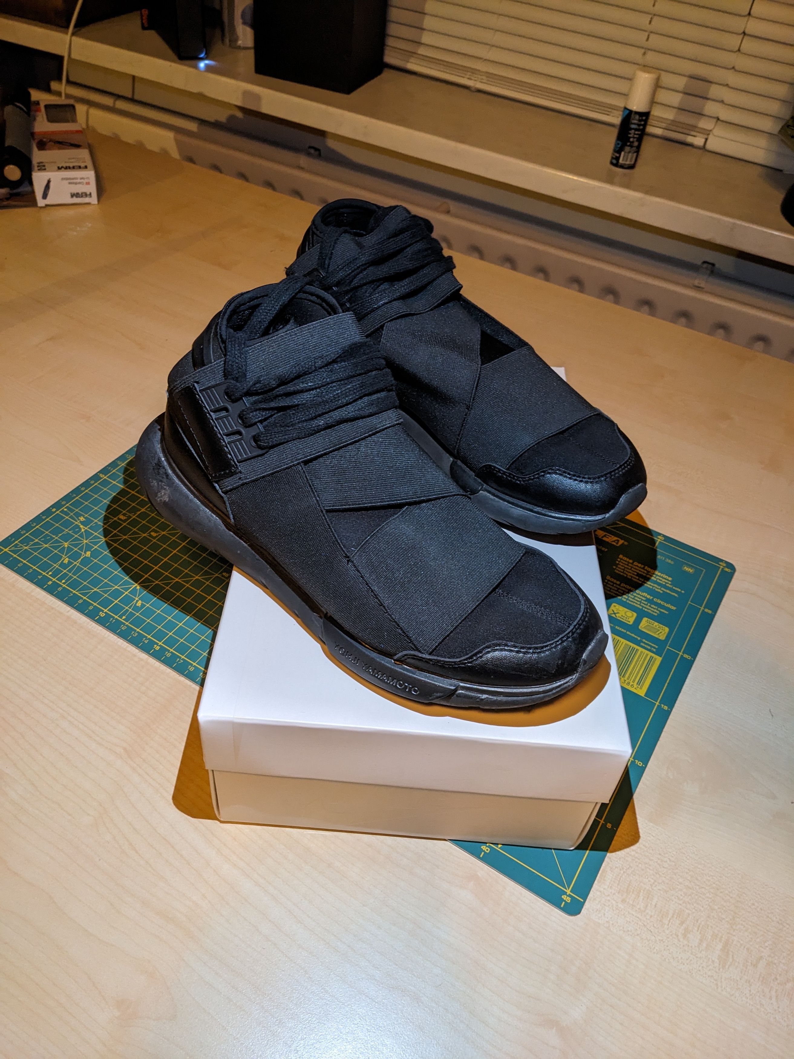 Y-3 Qasa Triple Black Size US 8.5 / EU 41-42 - 3 Thumbnail