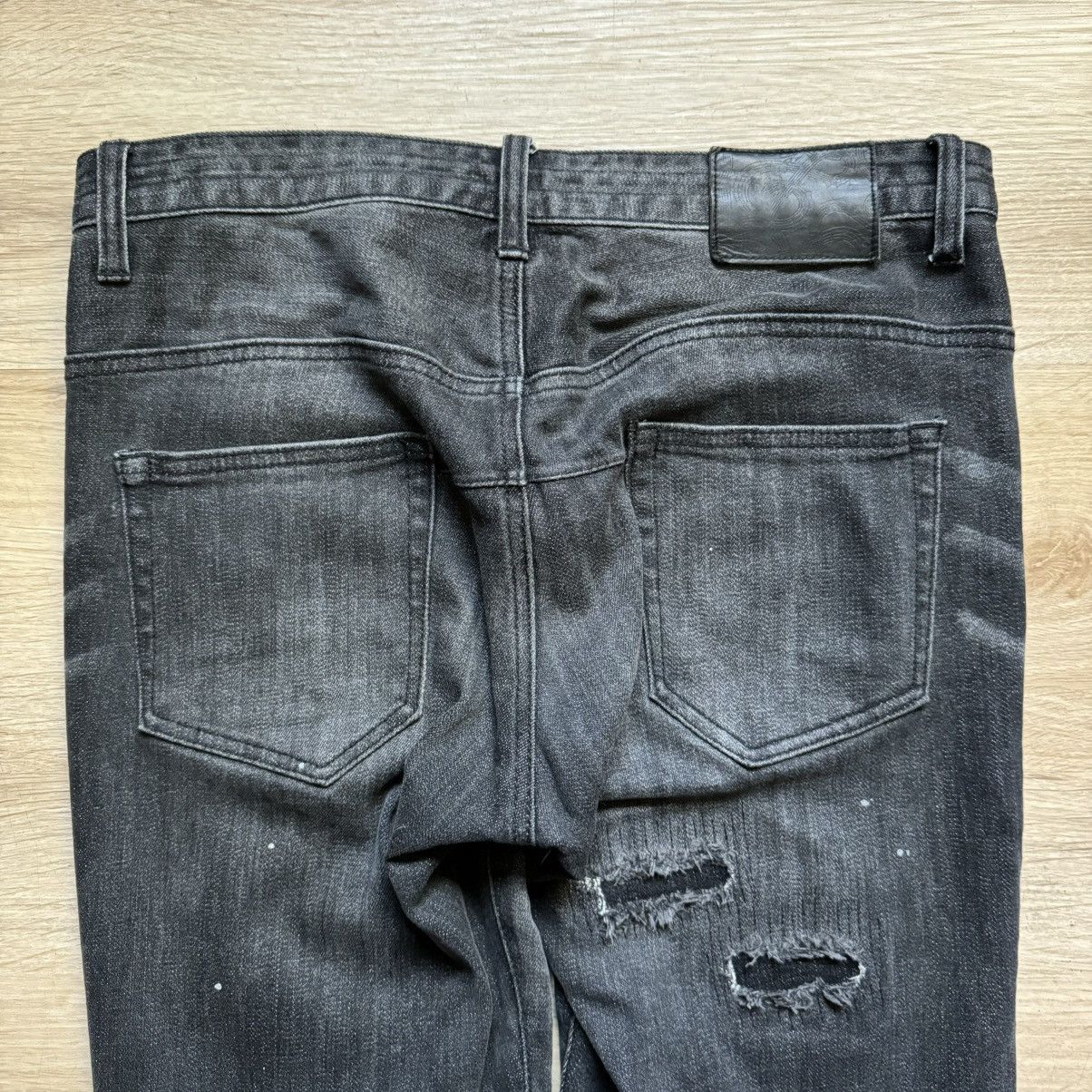 Number (N)ine Number (N)Ine x Loveless Guild Prime distressed denim Size US 30 / EU 46 - 8 Thumbnail