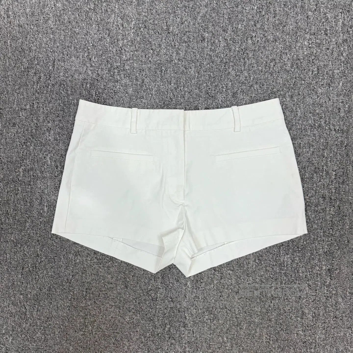 Dior nz Dior White Denim Work Shorts Size 38. Size US 38 / EU 54 - 1 Thumbnail